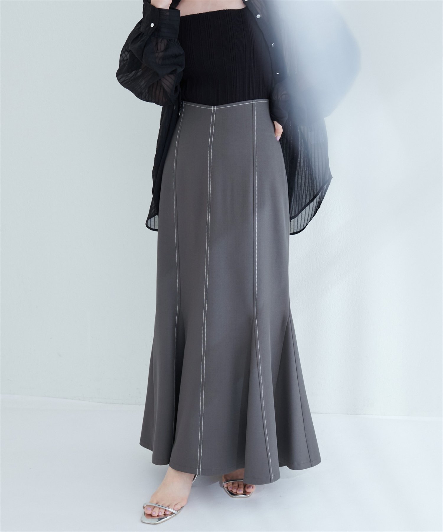 【ナチュラルクチュール/natural couture】の【WEB限定】ハートウエストマーメイドスカート インテリア・キッズ・メンズ・レディースファッション・服の通販 founy(ファニー) 　ファッション　Fashion　レディースファッション　Fashion for Women　スカート　Skirts　2025年　2025　2025-2026秋冬・A/W　Autumn/Winter 2025–26 AW25–26　エレガント 上品　Elegant　カットソー　Cut and Sewn Top　サンダル　Sandals, Summer Shoes　シンプル　Simple, Minimal　ジャケット　Jacket, Outerwear　ダウン　Down, Puffer　フェミニン　Feminine, Girly　ポケット　Pocket, Pocket Detail　マーメイド　Mermaid, Fishtail Silhouette　グレー|ID: prp329100004603221 ipo3291000000033581851