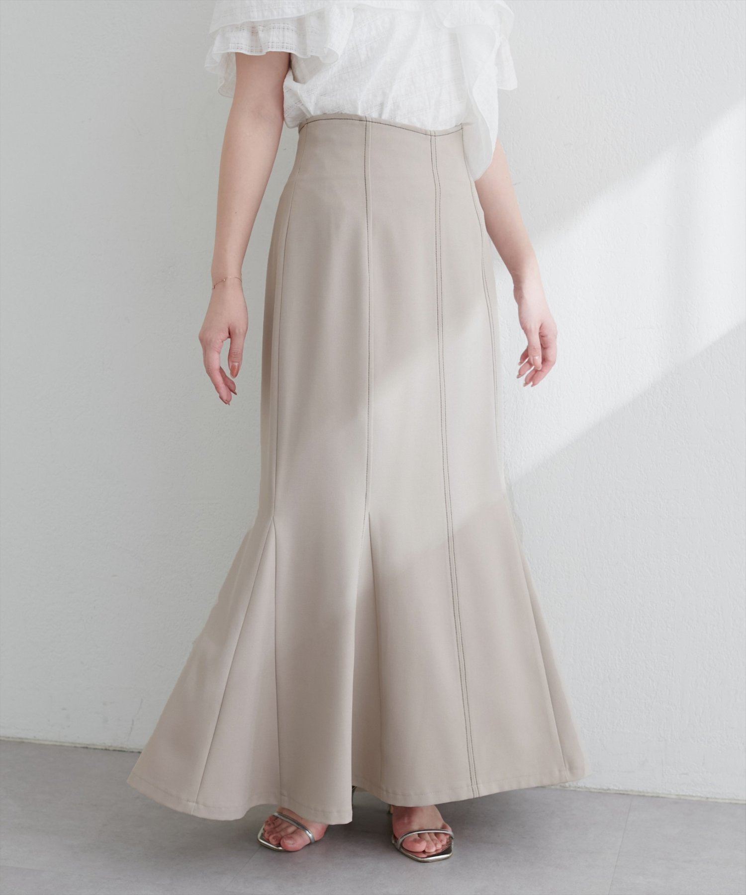 【ナチュラルクチュール/natural couture】の【WEB限定】ハートウエストマーメイドスカート インテリア・キッズ・メンズ・レディースファッション・服の通販 founy(ファニー) 　ファッション　Fashion　レディースファッション　Fashion for Women　スカート　Skirts　2025年　2025　2025-2026秋冬・A/W　Autumn/Winter 2025–26 AW25–26　エレガント 上品　Elegant　カットソー　Cut and Sewn Top　サンダル　Sandals, Summer Shoes　シンプル　Simple, Minimal　ジャケット　Jacket, Outerwear　ダウン　Down, Puffer　フェミニン　Feminine, Girly　ポケット　Pocket, Pocket Detail　マーメイド　Mermaid, Fishtail Silhouette　ベージュ|ID: prp329100004603221 ipo3291000000033581852