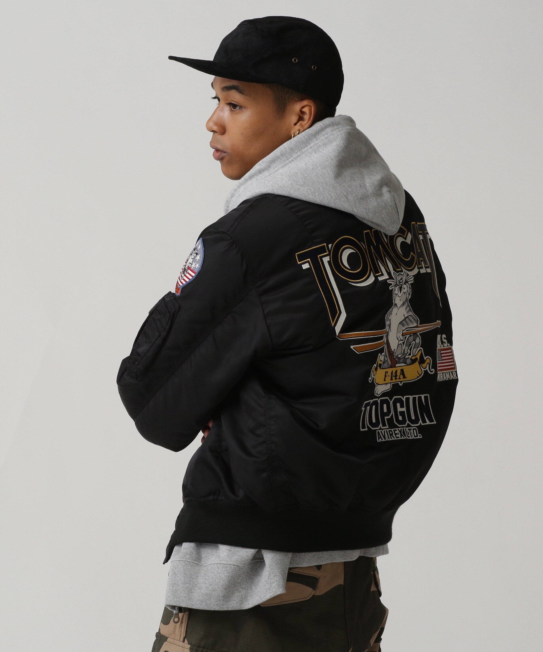 【アヴィレックス/AVIREX / MEN】のTOMCAT MA-1 / トムキャット MA-1 インテリア・キッズ・メンズ・レディースファッション・服の通販 founy(ファニー) 　ファッション　Fashion　メンズファッション　Fashion for Men　グラフィック　Graphic, Graphic Design　ジャケット　Jacket, Outerwear　定番　Standard, Basic Item　フラップ　Flap, Flap Pocket　ポケット　Pocket, Pocket Detail　ミリタリー　Military, Army Style　モチーフ　Motif, Design Theme　ループ　Loop, Loop Knit　ブラック|ID: prp329100004603407 ipo3291000000032744009