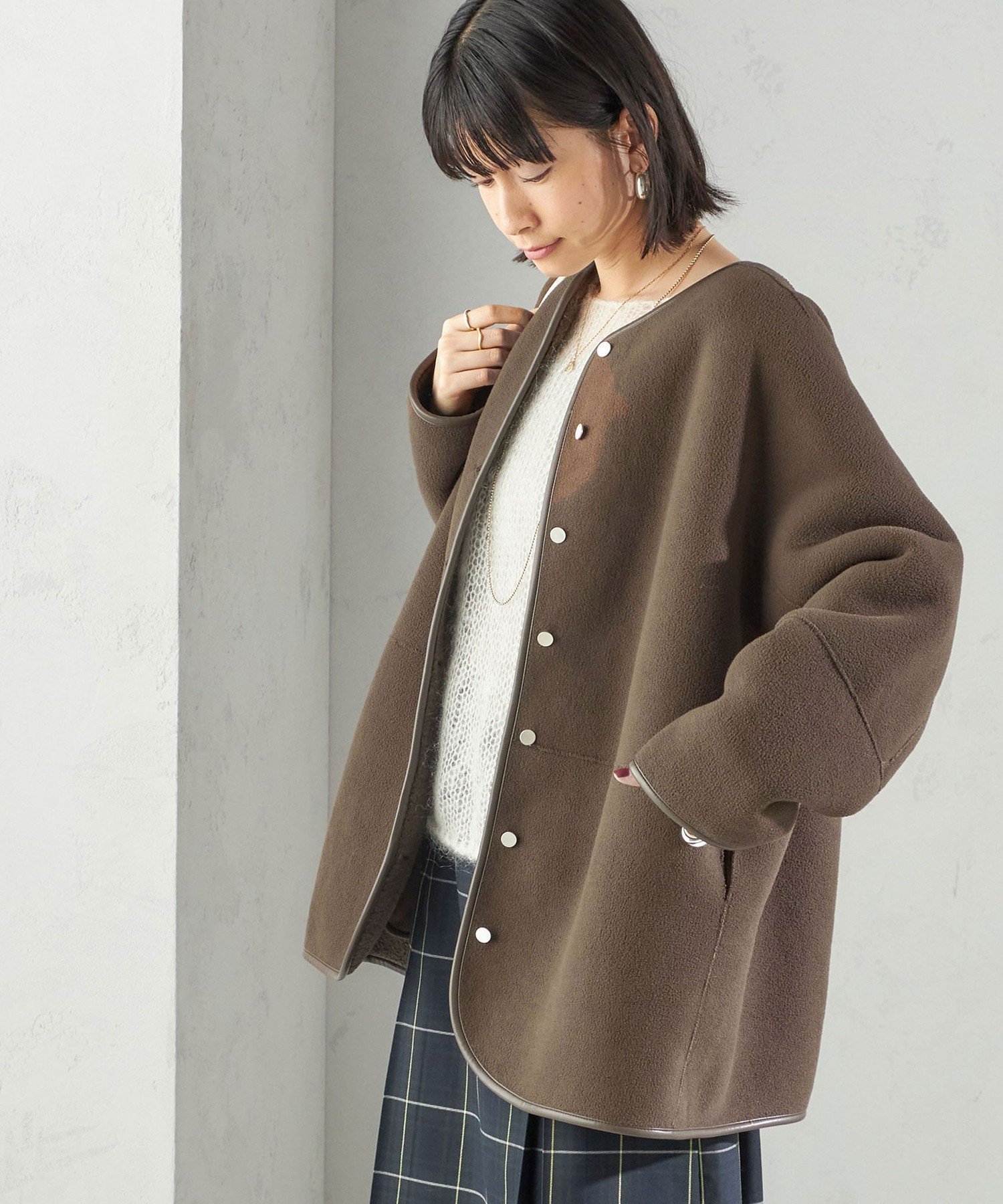 【シップス フォー ウィメン/SHIPS】の【一部WEB限定】 手洗い可能 NEW リバーシブル ボア ブルゾン インテリア・キッズ・メンズ・レディースファッション・服の通販 founy(ファニー) 　ファッション　Fashion　レディースファッション　Fashion for Women　アウター　Coat / Outerwear Collection　ブルゾンジャケット・スポーティアウター　Blouson Jackets　カーディガン　Cardigan, Knitwear　ドット　Polka Dot, Dot Pattern　ブルゾン　Blouson, Bomber Jacket　ボンディング　Bonding, Bonded Fabric　ポケット　Pocket, Pocket Detail　メタル　Metal, Metal Parts　リバーシブル　Reversible, Two-Sided　2025年　2025　2025-2026秋冬・A/W　Autumn/Winter 2025–26 AW25–26　ブラウン|ID: prp329100004603434 ipo3291000000032744560