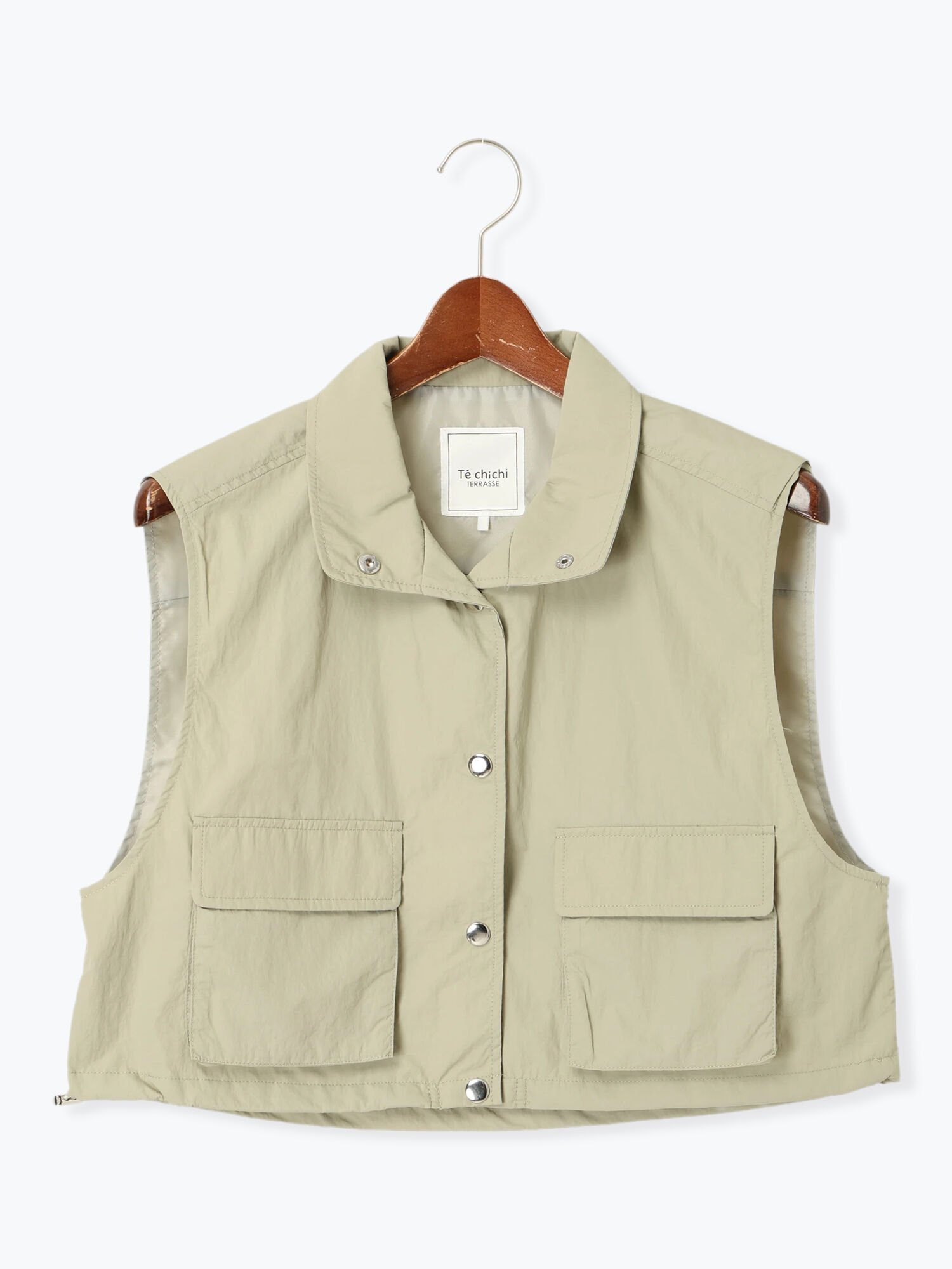 【テチチ/Te chichi】のナイロンショートベスト インテリア・キッズ・メンズ・レディースファッション・服の通販 founy(ファニー) 　ファッション　Fashion　レディースファッション　Fashion for Women　アウター　Coat / Outerwear Collection　トップス・カットソー　Cut & Sew Tops　ベスト&ジレ / 重ね着スタイル　Vests & Gilets　おすすめ　Recommended / Our Picks　ショート　Short, Short Length　ドローコード　Drawcord, Drawstring Cord　フラップ　Flap, Flap Pocket　ベスト　Vest, Waistcoat　ポケット　Pocket, Pocket Detail　軽量　Lightweight, Ultra Light　グレー|ID: prp329100004603436 ipo3291000000032744580