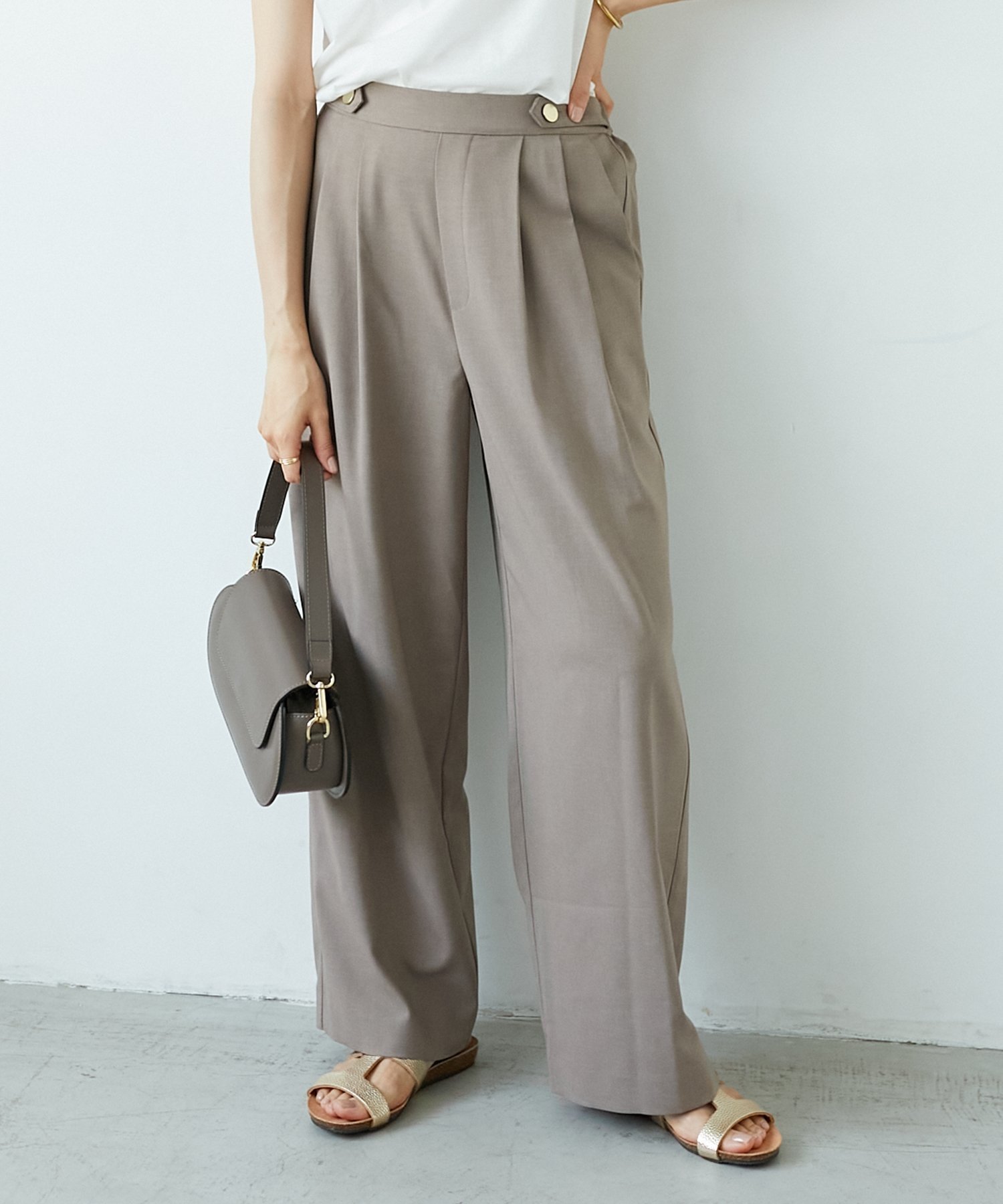 【ルクールブラン/le.coeur blanc】の《ON・OFF使える》ウエストデザイン2タックパンツ 人気、トレンドファッション・服の通販 founy(ファニー) 　ファッション　Fashion　レディースファッション　Fashion for Women　パンツ　Pants & Trousers　ストレッチ　Stretch, Stretchy Fabric　スペシャル　Special, Limited Edition　フロント　Front, Front Design　リラックス　Relax, Relaxed Fit　 other-1|ID: prp329100004603625 ipo3291000000032747908