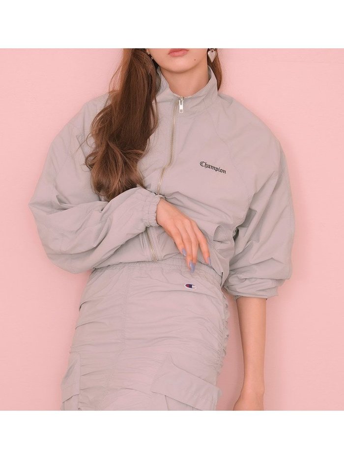 【フレイ アイディー/FRAY I.D】の【Champion】ナイロンジャケット インテリア・キッズ・メンズ・レディースファッション・服の通販 founy(ファニー) https://founy.com/ ファッション Fashion レディースファッション Fashion for Women アウター Coat / Outerwear Collection レディースジャケット・軽アウター Jackets おすすめ Recommended / Our Picks コンパクト Compact, Small Size ジャケット Jacket, Outerwear スタイリッシュ Stylish, Fashionable セットアップ Set-Up, Coordinated Outfit メッシュ Mesh, Net Fabric モダン Modern, Contemporary 軽量 Lightweight, Ultra Light |ID: prp329100004603631 ipo3291000000032748021