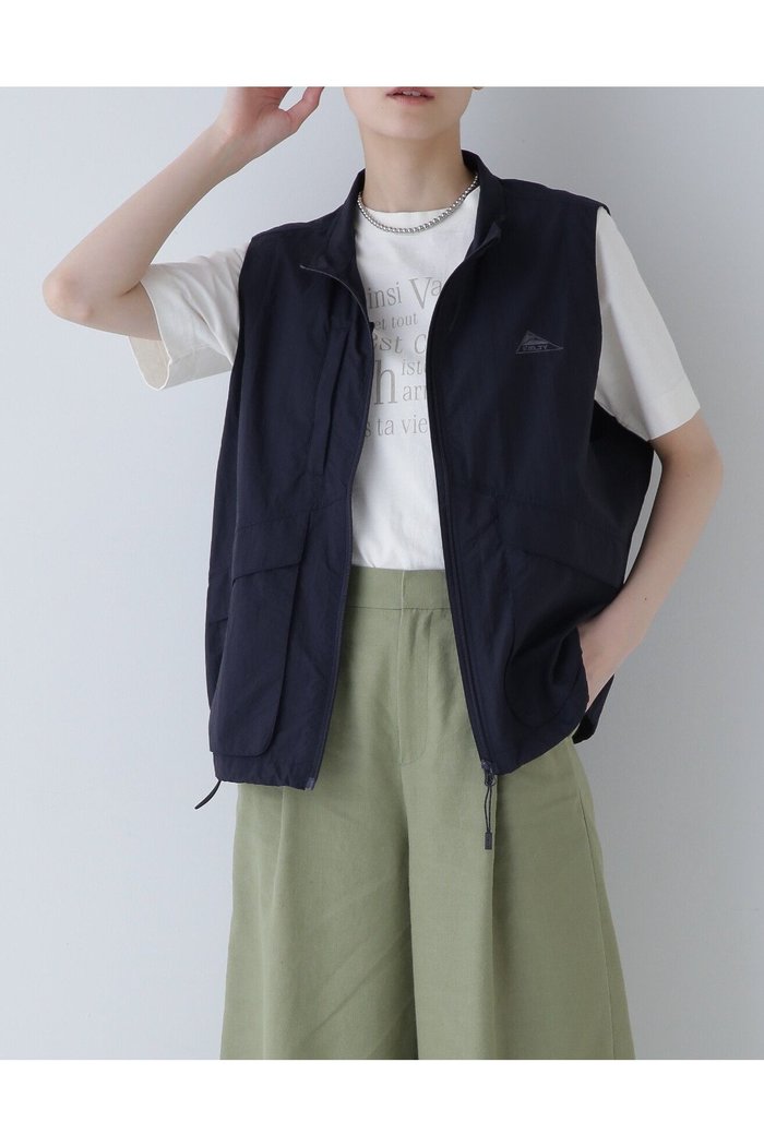 【ヒューマンウーマン/HUMAN WOMAN】のフルジップベスト インテリア・キッズ・メンズ・レディースファッション・服の通販 founy(ファニー) https://founy.com/ ファッション Fashion レディースファッション Fashion for Women アウター Coat / Outerwear Collection トップス・カットソー Cut & Sew Tops ベスト&ジレ / 重ね着スタイル Vests & Gilets おすすめ Recommended / Our Picks アウトドア Outdoor Clothing コラボ Collaboration, Collab スタンダード Standard, Basic スピンドル Spindle, Drawcord ベスト Vest, Waistcoat ミックス Mix, Mixed Style ヨーク Yoke, Yoke Design ルーズ Loose, Oversized 別注 Limited Edition, Custom Order |ID: prp329100004603678 ipo3291000000032749062