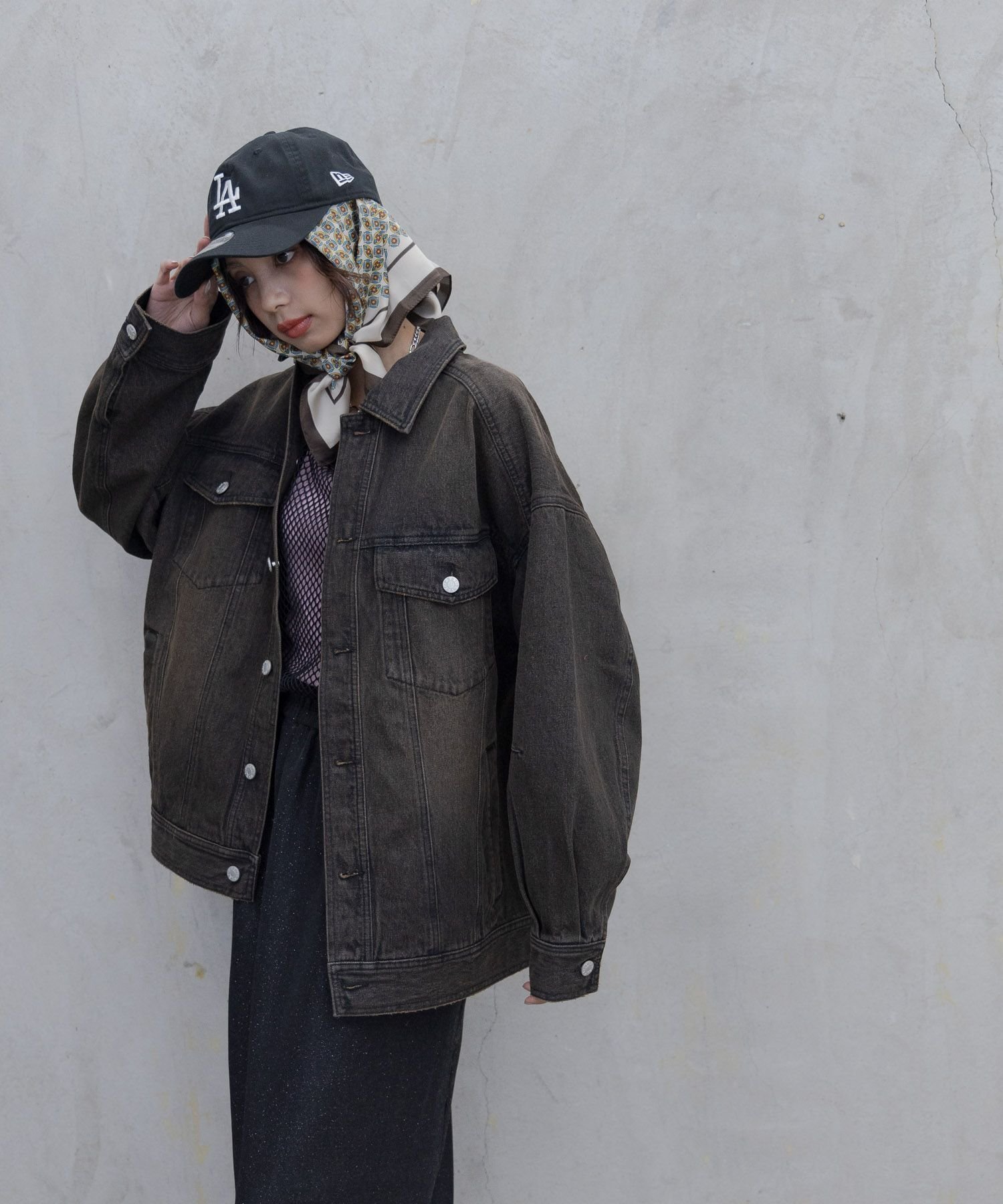 【ページボーイ/PAGEBOY】のバックベルトデニムジャケット インテリア・キッズ・メンズ・レディースファッション・服の通販 founy(ファニー) 　ファッション　Fashion　レディースファッション　Fashion for Women　アウター　Coat / Outerwear Collection　レディースジャケット・軽アウター　Jackets　デニムジャケット / カジュアルアウター　Denim Jackets　ベルト&ウエストマーク　Belts & Waist Accessories　フロント　Front, Front Design　ポケット　Pocket, Pocket Detail　ヴィンテージ　Vintage Style　ブラック09|ID: prp329100004603708 ipo3291000000032749704