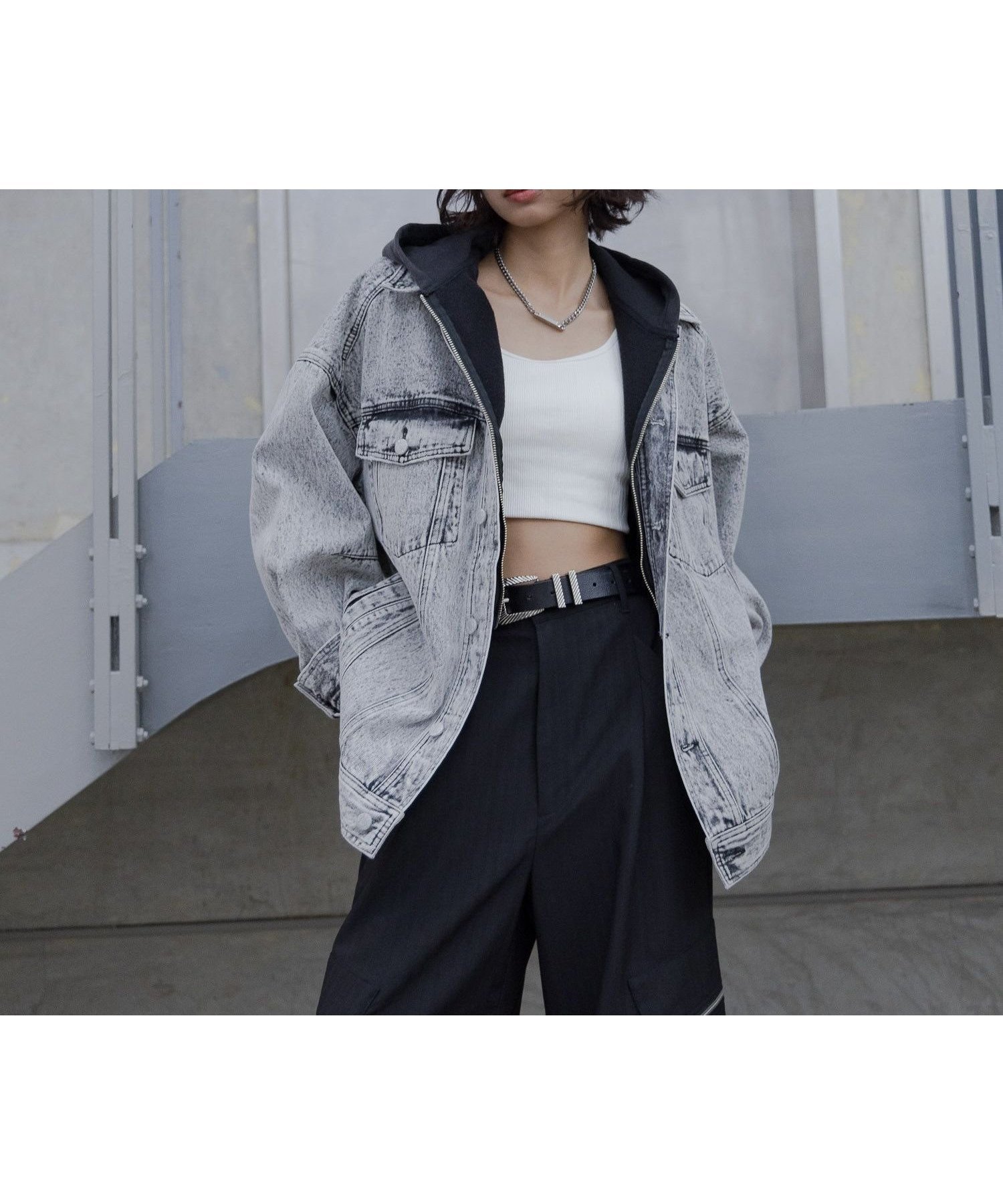 【ページボーイ/PAGEBOY】のバックベルトデニムジャケット インテリア・キッズ・メンズ・レディースファッション・服の通販 founy(ファニー) 　ファッション　Fashion　レディースファッション　Fashion for Women　アウター　Coat / Outerwear Collection　レディースジャケット・軽アウター　Jackets　デニムジャケット / カジュアルアウター　Denim Jackets　ベルト&ウエストマーク　Belts & Waist Accessories　フロント　Front, Front Design　ポケット　Pocket, Pocket Detail　ヴィンテージ　Vintage Style　グレー18|ID: prp329100004603708 ipo3291000000032749706