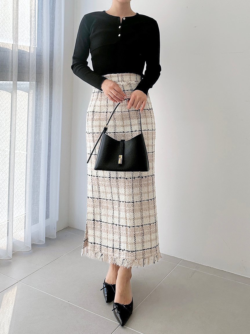 【スナイデル/SNIDEL】のツイードタイトロングスカート インテリア・キッズ・メンズ・レディースファッション・服の通販 founy(ファニー) 　ファッション　Fashion　レディースファッション　Fashion for Women　スカート　Skirts　ロングスカート　Long Skirts / Maxi & Midi Skirts　イエロー　Yellow　春　Spring　クラシカル　Classical, Vintage-Inspired　ジャケット　Jacket, Outerwear　ストレート　Straight, Straight Cut　スパンコール　Sequins, Sequin Embellishment　セットアップ　Set-Up, Coordinated Outfit　チェック　Check, Plaid, Tartan　ツイード　Twill, Twill Weave　トレンド　Trend, Trending Now　定番　Standard, Basic Item　人気　Popular, Best Seller　バランス　Balance, Style Balance　ミドル　Middle Length, Mid Height　ミニスカート　Mini Skirt, Short Skirt　おすすめ　Recommended / Our Picks　PNK[066]|ID: prp329100004603741 ipo3291000000032750756