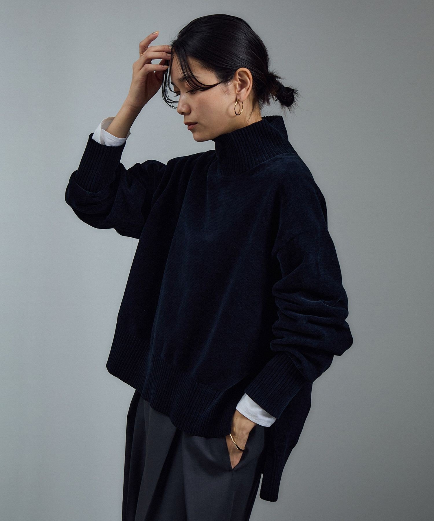 【サロン アダム エ ロペ/SALON adam et rope'】のタートルネックプルオーバー-CreamyCotton /クリーミーコットン- インテリア・キッズ・メンズ・レディースファッション・服の通販 founy(ファニー) 　ファッション　Fashion　レディースファッション　Fashion for Women　トップス・カットソー　Cut & Sew Tops　カジュアルプルオーバー・ニットトップス　Pullovers & Knit Tops / Casual Pullovers　タートルネック・ハイネックトップス　Turtlenecks & High-Neck Tops　インナー　Innerwear　秋　Autumn　カーディガン　Cardigan, Knitwear　コレクション　Collection, Seasonal Line　スニーカー　Sneakers, Trainers　スリット　Slit, Slit Detail　タートルネック　Turtleneck, High Neck　デニム　Denim, Jeans Material　定番　Standard, Basic Item　なめらか　Smooth, Silky Texture　バランス　Balance, Style Balance　フェミニン　Feminine, Girly　ベロア　Velour, Soft Velvet　ボトム　Bottoms, Lower Wear　リラックス　Relax, Relaxed Fit　ワイド　Wide, Wide Fit　A/W・秋冬　Autumn/Winter　おすすめ　Recommended / Our Picks　エレガント 上品　Elegant　2025年　2025　2025-2026秋冬・A/W　Autumn/Winter 2025–26 AW25–26　ブラック(01)|ID: prp329100004603768 ipo3291000000032751187