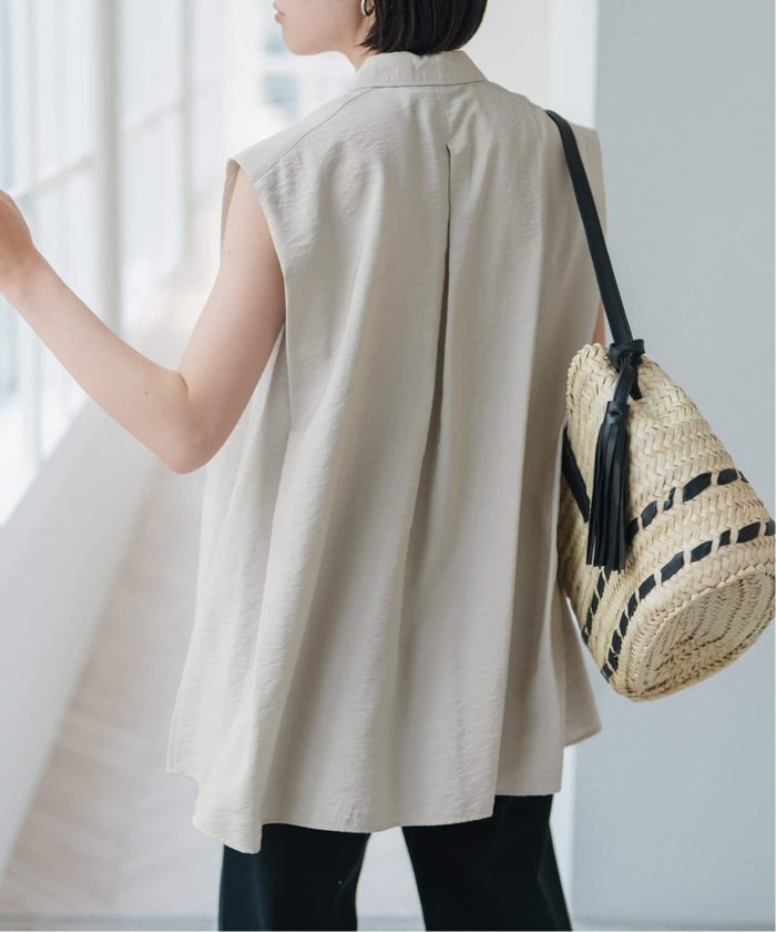 【スピック&スパン/Spick & Span】のエアリードライクロスノースリーブシャツ インテリア・キッズ・メンズ・レディースファッション・服の通販 founy(ファニー) https://founy.com/ ファッション Fashion レディースファッション Fashion for Women トップス・カットソー Cut & Sew Tops キャミソール&ノースリーブ Camisoles & Sleeveless Tops シャツ・ブラウス・オフィスカジュアル Elegant Blouses & Button-Ups おすすめ Recommended / Our Picks スラックス Slacks, Dress Pants バランス Balance, Style Balance リラックス Relax, Relaxed Fit |ID: prp329100004603776 ipo3291000000032751352