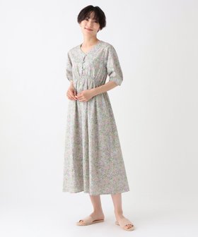 【アフタヌーンティー リビング/Afternoon Tea LIVING】のVネックワンピース/リバティプリント 人気、トレンドファッション・服の通販 founy(ファニー) ファッション Fashion レディースファッション Fashion for Women ワンピース Dresses おすすめ Recommended / Our Picks カーディガン Cardigan, Knitwear シャーリング Shirring, Ruched ブロード Broadcloth, Fine Cotton モチーフ Motif, Design Theme 別注 Limited Edition, Custom Order |ID:prp329100004603805