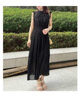 【ドレステリア/DRESSTERIOR】の【きれいめ/ドット柄】シアードットフリルスリーブワンピ 人気、トレンドファッション・服の通販 founy(ファニー) ファッション Fashion レディースファッション Fashion for Women ワンピース Dresses おすすめ Recommended / Our Picks コンパクト Compact, Small Size シアー Sheer, See-Through ジャケット Jacket, Outerwear スタンド Stand Collar, Upright Stand ドット Polka Dot, Dot Pattern ノースリーブ Sleeveless, No-Sleeve プリーツ Pleats, Pleated 夏 Summer 旅行 Travel ビジネス 仕事 通勤 Business / Work / Commuting |ID:prp329100004603810