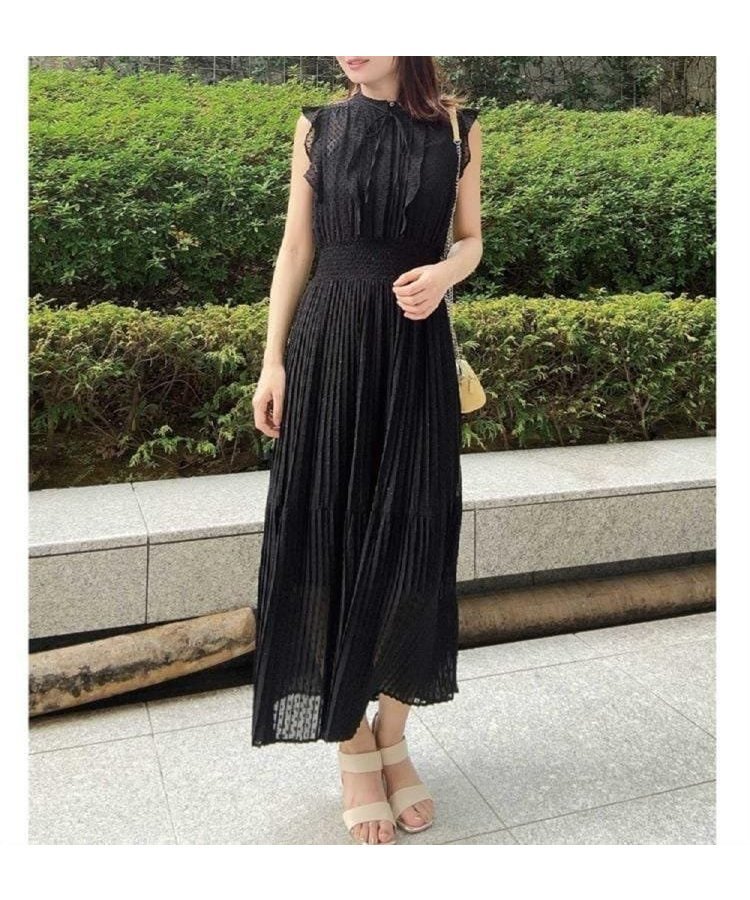 【ドレステリア/DRESSTERIOR】の【きれいめ/ドット柄】シアードットフリルスリーブワンピ 人気、トレンドファッション・服の通販 founy(ファニー) 　ファッション　Fashion　レディースファッション　Fashion for Women　ワンピース　Dresses　おすすめ　Recommended / Our Picks　コンパクト　Compact, Small Size　シアー　Sheer, See-Through　ジャケット　Jacket, Outerwear　スタンド　Stand Collar, Upright Stand　ドット　Polka Dot, Dot Pattern　ノースリーブ　Sleeveless, No-Sleeve　プリーツ　Pleats, Pleated　夏　Summer　旅行　Travel　ビジネス 仕事 通勤　Business / Work / Commuting　 other-1|ID: prp329100004603810 ipo3291000000032751756