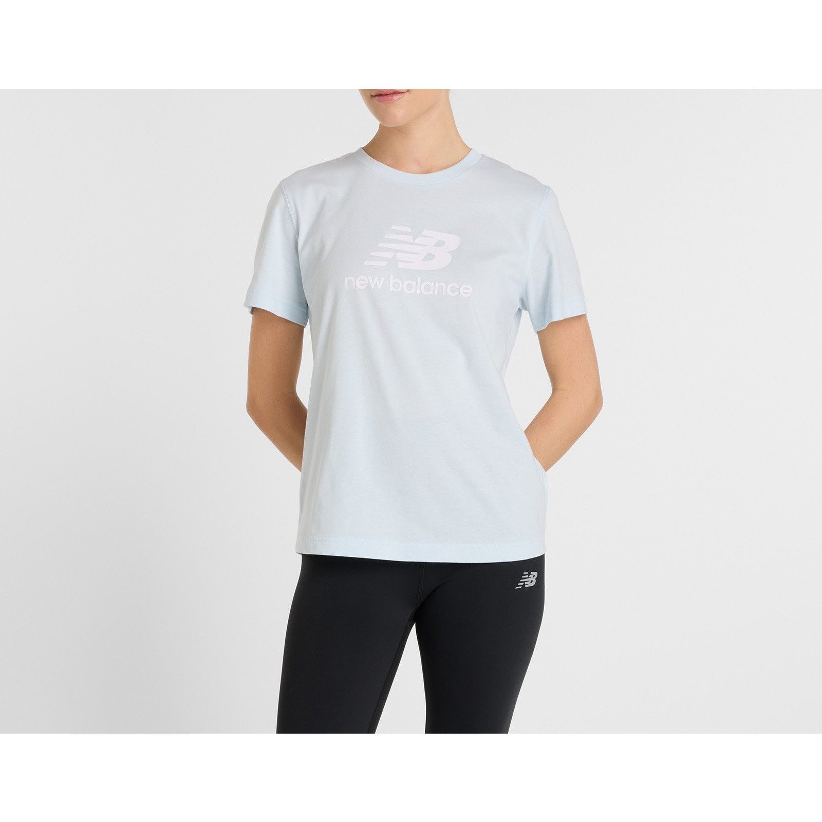 【ニューバランス/new balance】のSport Essentials Stacked Logo ショートスリーブTシャツ インテリア・キッズ・メンズ・レディースファッション・服の通販 founy(ファニー) 　ファッション　Fashion　レディースファッション　Fashion for Women　トップス・カットソー　Cut & Sew Tops　シャツ・ブラウス・オフィスカジュアル　Elegant Blouses & Button-Ups　ロングTシャツ・Tシャツ　Longline T-Shirts & Tees　ショート　Short, Short Length　スポーツ　Sports, Activewear　スリーブ　Sleeve, Long Sleeve / Short Sleeve　定番　Standard, Basic Item　IBアイスブルー|ID: prp329100004603813 ipo3291000000033416407