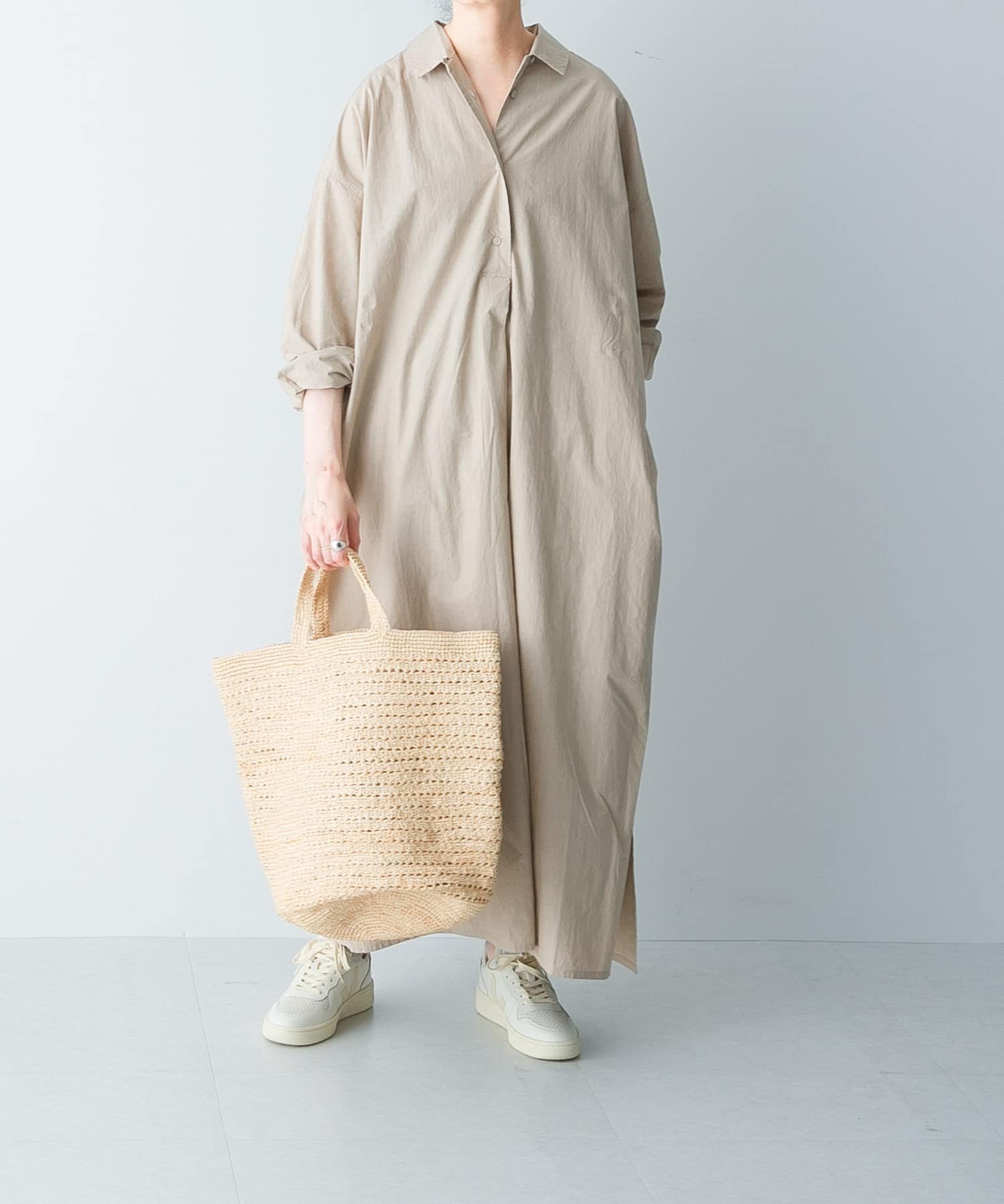 【かぐれ/kagure / URBAN RESEARCH】の『2サイズ展開』コットンシルクシャツワンピース インテリア・キッズ・メンズ・レディースファッション・服の通販 founy(ファニー) 　ファッション　Fashion　レディースファッション　Fashion for Women　ワンピース　Dresses　シャツワンピース / 1枚で着映えコーデ　Shirt Dresses　2025年　2025　2025春夏・S/S　Spring/Summer 2025 SS25　コンパクト　Compact, Small Size　シルク　Silk, 100% Silk　シンプル　Simple, Minimal　ストレート　Straight, Straight Cut　スリット　Slit, Slit Detail　ベスト　Vest, Waistcoat　ポケット　Pocket, Pocket Detail　ロング　Long, Long-Length　夏　Summer　S/S・春夏　SS, Spring/Summer, Warm Season　BEIGE|ID: prp329100004603848 ipo3291000000032752290