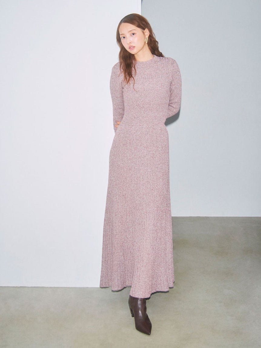 【スナイデル/SNIDEL】のバックオープンニットワンピース インテリア・キッズ・メンズ・レディースファッション・服の通販 founy(ファニー) 　ファッション　Fashion　レディースファッション　Fashion for Women　ワンピース　Dresses　ニットワンピース　Knit Dresses　ウェーブ　Wavy Pattern　春　Spring　今季　This Season, Current Season　シンプル　Simple, Minimal　ストレート　Straight, Straight Cut　トレンド　Trend, Trending Now　人気　Popular, Best Seller　フレア　Flare, Flared　フロント　Front, Front Design　リボン　Ribbon, Bow　ロング　Long, Long-Length　おすすめ　Recommended / Our Picks　RED[046]|ID: prp329100004603892 ipo3291000000032752868