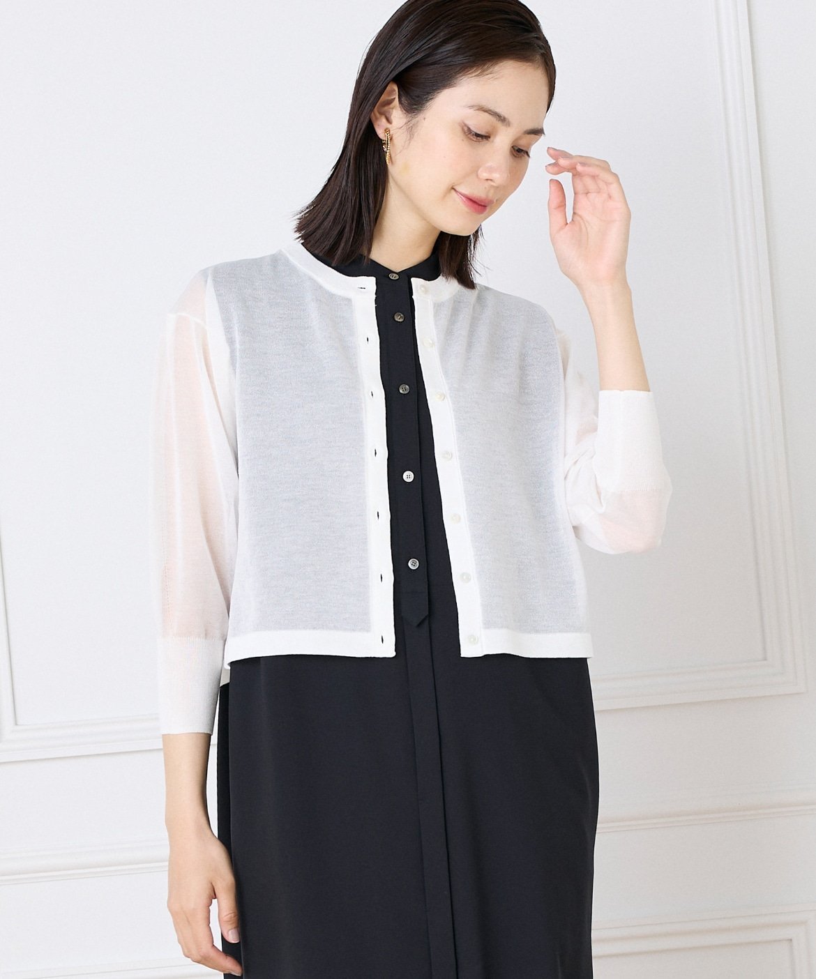 【イネド/INED】のシアーニットカーディガン インテリア・キッズ・メンズ・レディースファッション・服の通販 founy(ファニー) 　ファッション　Fashion　レディースファッション　Fashion for Women　トップス・カットソー　Cut & Sew Tops　ニット　Knit Tops & Sweaters　カーディガン・羽織り　Layered Style Cardigans　おすすめ　Recommended / Our Picks　カーディガン　Cardigan, Knitwear　シアー　Sheer, See-Through　シンプル　Simple, Minimal　フロント　Front, Front Design　エレガント 上品　Elegant　オフホワイト|ID: prp329100004603960 ipo3291000000032754061