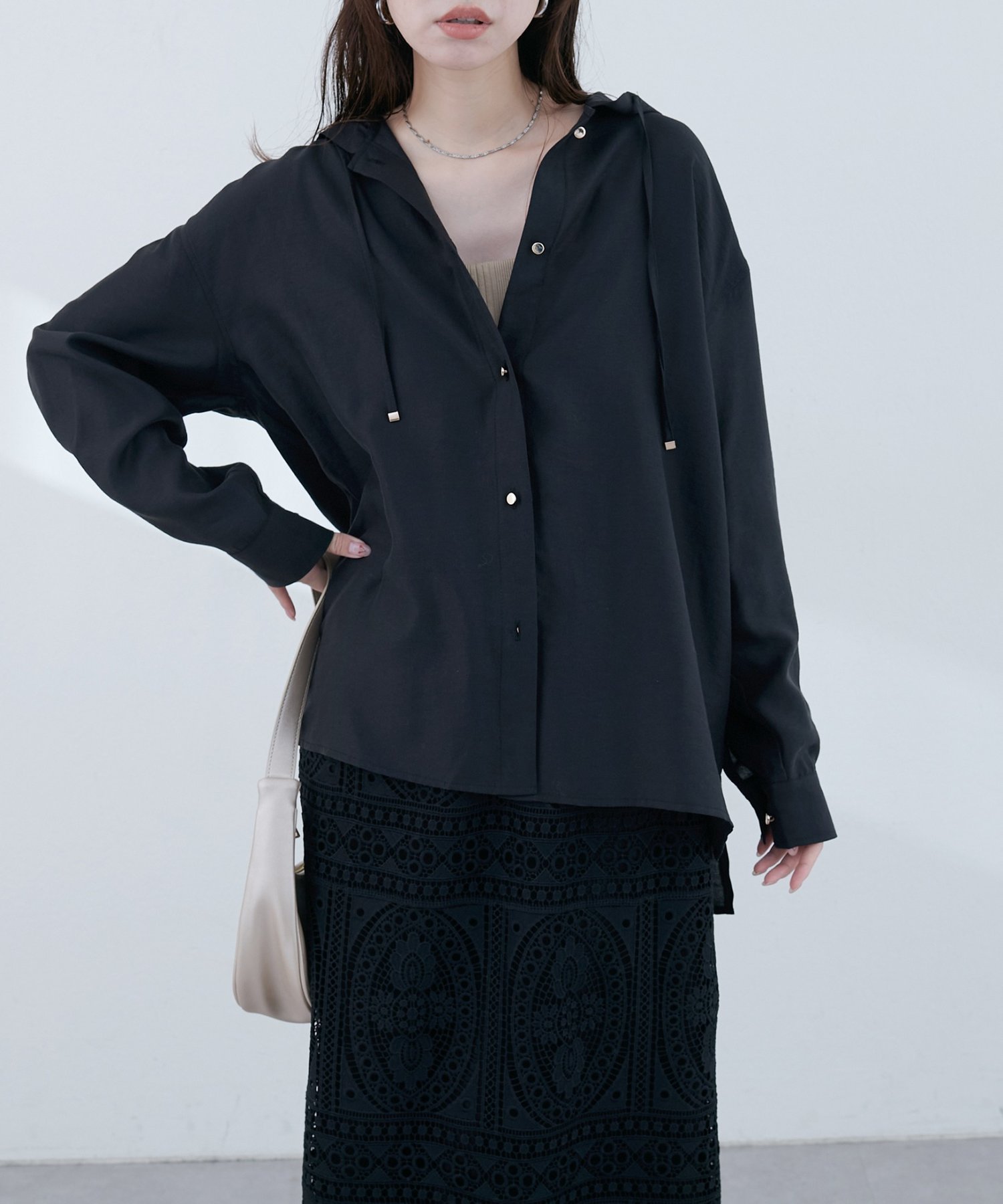 【ナチュラルクチュール/natural couture】の【sherbet line】接触冷感 フーデッド羽織シャツ インテリア・キッズ・メンズ・レディースファッション・服の通販 founy(ファニー) 　ファッション　Fashion　レディースファッション　Fashion for Women　トップス・カットソー　Cut & Sew Tops　シャツ・ブラウス・オフィスカジュアル　Elegant Blouses & Button-Ups　インナー　Innerwear　キャミソール　Camisole, Spaghetti Strap Top　シアー　Sheer, See-Through　トレンド　Trend, Trending Now　ポケット　Pocket, Pocket Detail　羽織　Haori, Light Jacket　夏　Summer　2025年　2025　2025春夏・S/S　Spring/Summer 2025 SS25　ブラック|ID: prp329100004603976 ipo3291000000033543816