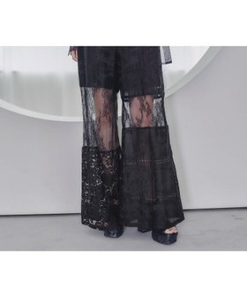 【ハレ/HARE】のパッチワークレースパンツ 人気、トレンドファッション・服の通販 founy(ファニー) ファッション Fashion レディースファッション Fashion for Women パンツ Pants & Trousers おすすめ Recommended / Our Picks アシンメトリー Asymmetrical Style ウェーブ Wavy Pattern コンパクト Compact, Small Size サンダル Sandals, Summer Shoes ショート Short, Short Length ジャケット Jacket, Outerwear スクエア Square, Square Shape ストレート Straight, Straight Cut スニーカー Sneakers, Trainers パッチワーク Patchwork, Mixed Fabric ビッグ Big, Oversized レース Lace, Lace Fabric 夏 Summer |ID:prp329100004604078