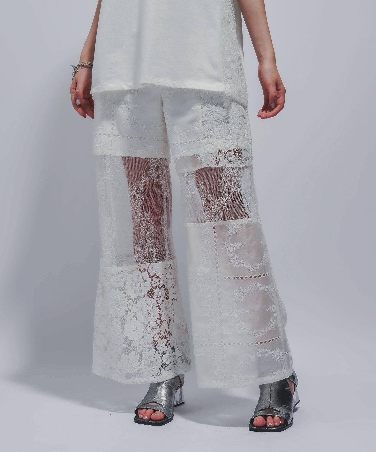 【ハレ/HARE】のパッチワークレースパンツ インテリア・キッズ・メンズ・レディースファッション・服の通販 founy(ファニー) 　ファッション　Fashion　レディースファッション　Fashion for Women　パンツ　Pants & Trousers　おすすめ　Recommended / Our Picks　アシンメトリー　Asymmetrical Style　ウェーブ　Wavy Pattern　コンパクト　Compact, Small Size　サンダル　Sandals, Summer Shoes　ショート　Short, Short Length　ジャケット　Jacket, Outerwear　スクエア　Square, Square Shape　ストレート　Straight, Straight Cut　スニーカー　Sneakers, Trainers　パッチワーク　Patchwork, Mixed Fabric　ビッグ　Big, Oversized　レース　Lace, Lace Fabric　夏　Summer　ホワイト08|ID: prp329100004604078 ipo3291000000032755615