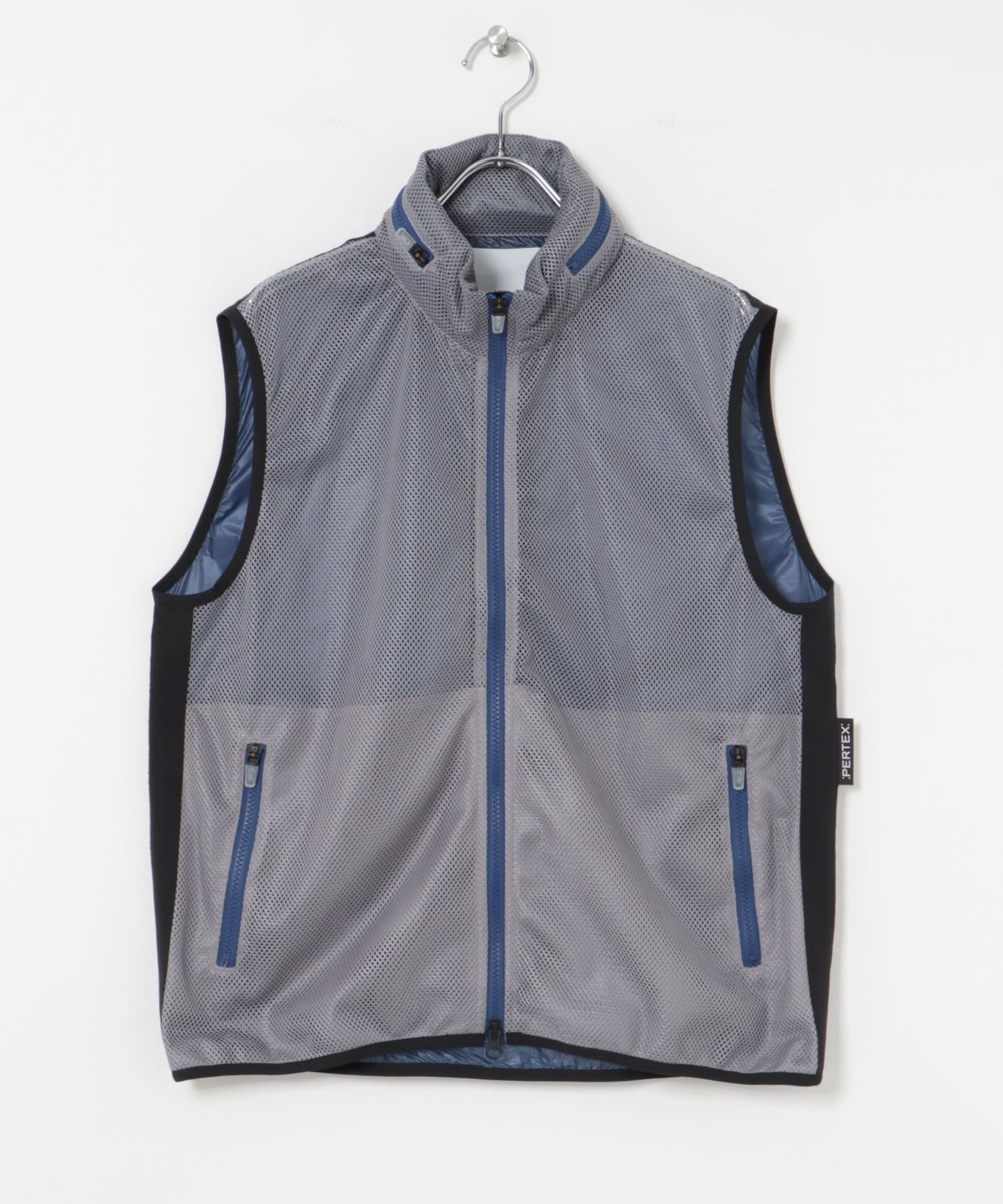 【アーバンリサーチ/URBAN RESEARCH】のMARMOT CAPITAL PERTEX FLONT MESH VEST インテリア・キッズ・メンズ・レディースファッション・服の通販 founy(ファニー) 　ファッション　Fashion　レディースファッション　Fashion for Women　アウター　Coat / Outerwear Collection　トップス・カットソー　Cut & Sew Tops　ベスト&ジレ / 重ね着スタイル　Vests & Gilets　アウトドア　Outdoor Clothing　キャミワンピース　Cami Dress, Slip Dress　スポーティ　Sporty, Casual Athletic　トレンド　Trend, Trending Now　ドレープ　Drape, Draping Fabric　ベスト　Vest, Waistcoat　ミックス　Mix, Mixed Style　メッシュ　Mesh, Net Fabric　S/S・春夏　SS, Spring/Summer, Warm Season　おすすめ　Recommended / Our Picks　夏　Summer　2025年　2025　2025春夏・S/S　Spring/Summer 2025 SS25　ROYAL BLUE|ID: prp329100004604107 ipo3291000000032755980