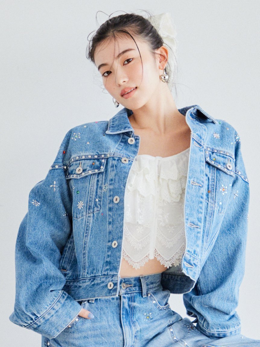 【リリーブラウン/Lily Brown】のL.B CANDY STOCK ビジュースタッズデニムジャケット インテリア・キッズ・メンズ・レディースファッション・服の通販 founy(ファニー) 　ファッション　Fashion　レディースファッション　Fashion for Women　アウター　Coat / Outerwear Collection　レディースジャケット・軽アウター　Jackets　デニムジャケット / カジュアルアウター　Denim Jackets　ジャケット　Jacket, Outerwear　スタイリッシュ　Stylish, Fashionable　セットアップ　Set-Up, Coordinated Outfit　デニム　Denim, Jeans Material　パターン　Pattern, Design Print　ビジュー　Bijou, Jewel-like Accent　モチーフ　Motif, Design Theme　春　Spring　雑誌　Magazine, Fashion Magazine　BLU[086]|ID: prp329100004604108 ipo3291000000032755999