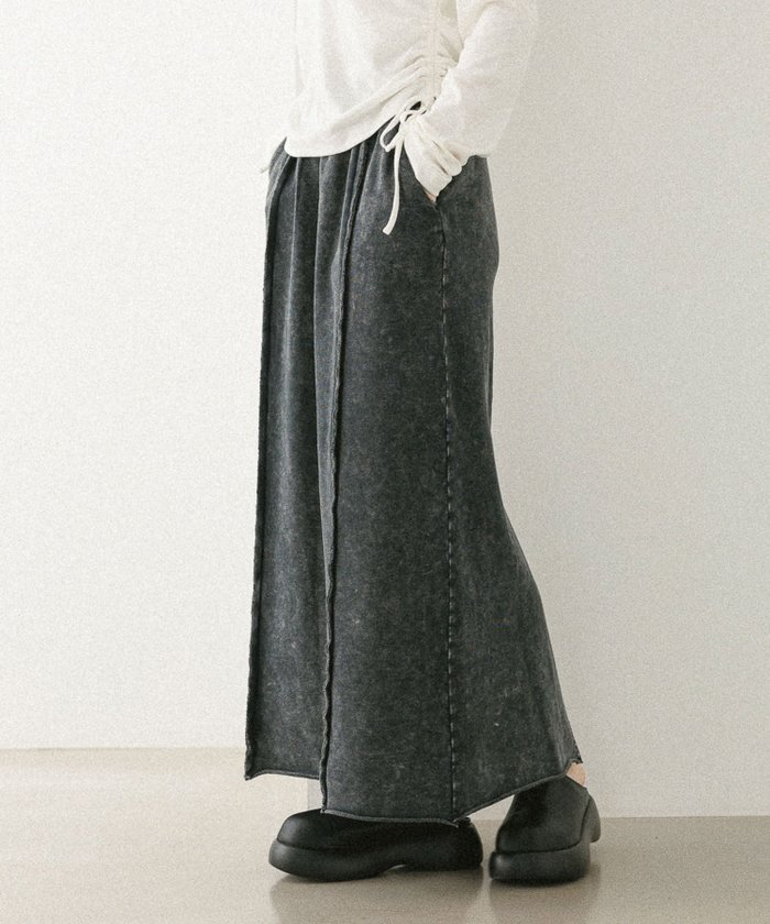 【ヘザー/Heather】の切り替えスウェットロングスカート インテリア・キッズ・メンズ・レディースファッション・服の通販 founy(ファニー) https://founy.com/ ファッション Fashion レディースファッション Fashion for Women スカート Skirts ロングスカート Long Skirts / Maxi & Midi Skirts カットソー Cut and Sewn Top スリット Slit, Slit Detail フロント Front, Front Design ロング Long, Long-Length 人気 Popular, Best Seller |ID: prp329100004604220 ipo3291000000032759298
