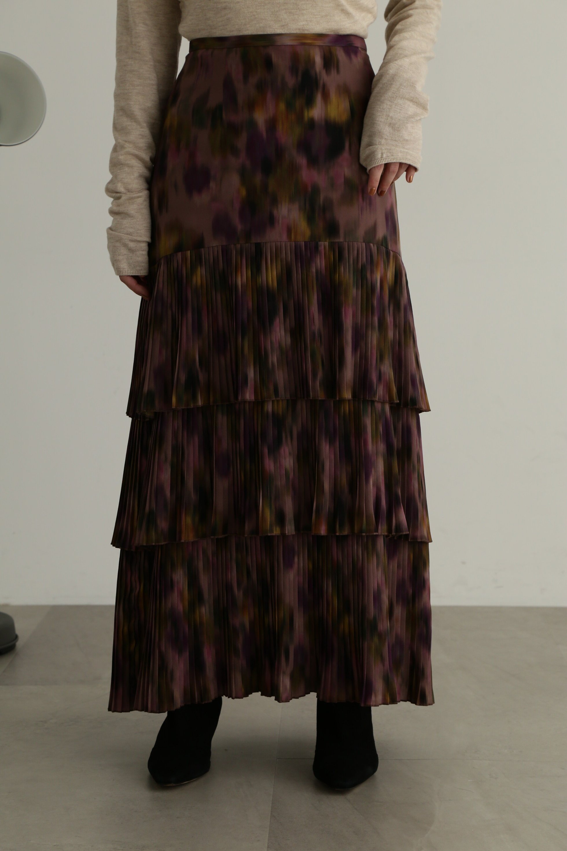 【ジルスチュアート/JILL STUART】のシェーディングフラワープリントスカート 人気、トレンドファッション・服の通販 founy(ファニー) 　ファッション　Fashion　レディースファッション　Fashion for Women　スカート　Skirts　フラワー　Flower, Floral　プリント　Print, Printed Pattern　ロング　Long, Long-Length　冬　Winter / This Winter　 other-1|ID: prp329100004604258 ipo3291000000032759893