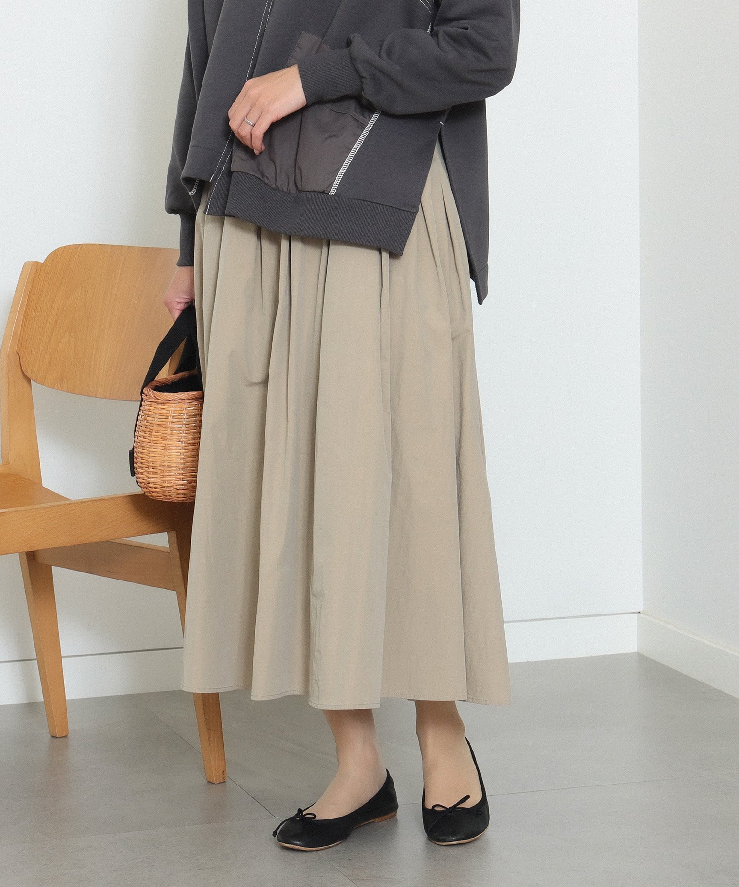 【ビームス ハート/BEAMS HEART】のBEAMS HEART / タック フレアスカート インテリア・キッズ・メンズ・レディースファッション・服の通販 founy(ファニー) 　ファッション　Fashion　レディースファッション　Fashion for Women　スカート　Skirts　Aライン・フレアスカート　A-Line & Flared Skirts　定番　Standard, Basic Item　フレア　Flare, Flared　リラックス　Relax, Relaxed Fit　ロング　Long, Long-Length　BEIGE|ID: prp329100004604294 ipo3291000000032760791