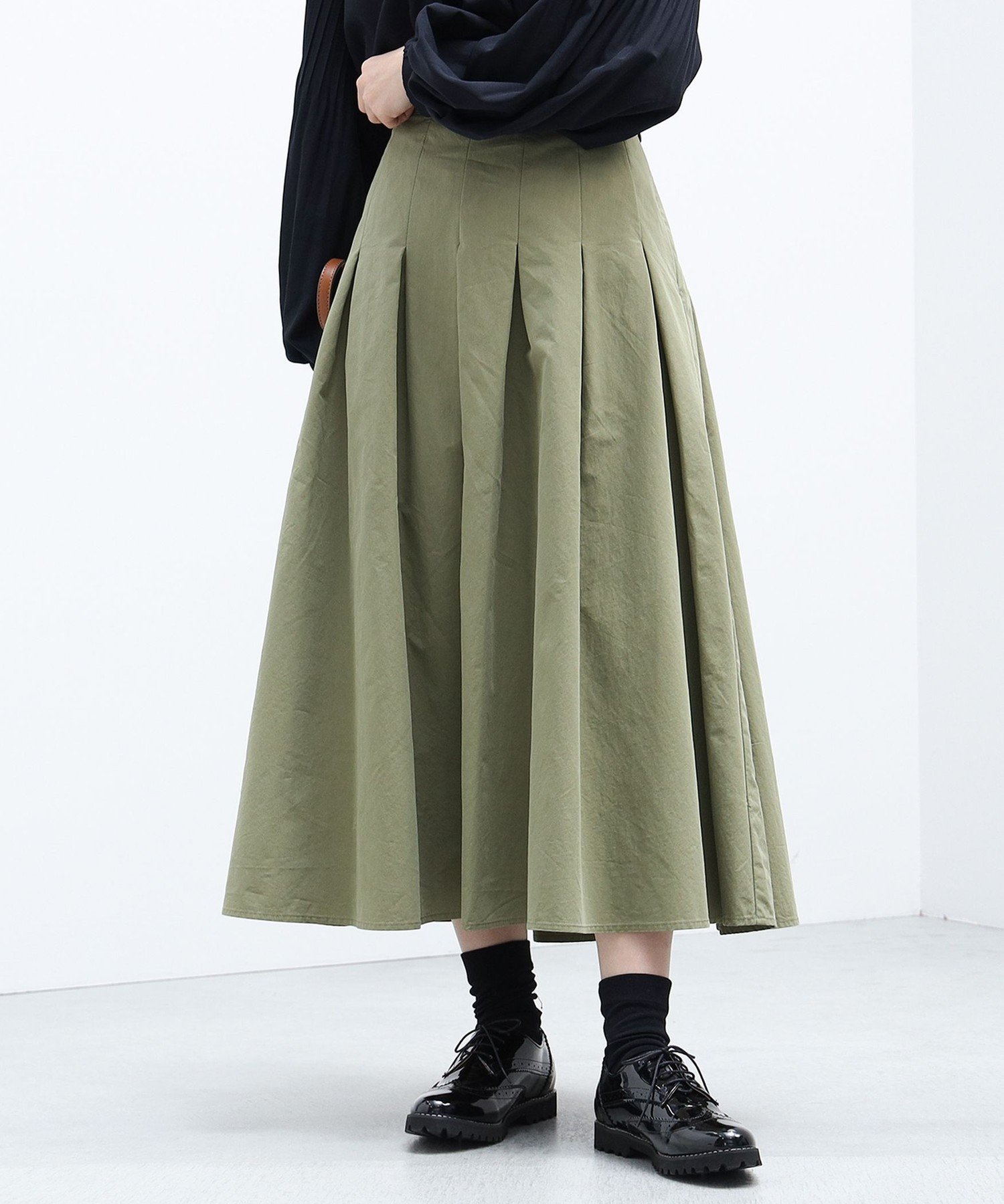 【ビームス ハート/BEAMS HEART】のBEAMS HEART / タック フレアスカート インテリア・キッズ・メンズ・レディースファッション・服の通販 founy(ファニー) 　ファッション　Fashion　レディースファッション　Fashion for Women　スカート　Skirts　Aライン・フレアスカート　A-Line & Flared Skirts　定番　Standard, Basic Item　フレア　Flare, Flared　リラックス　Relax, Relaxed Fit　ロング　Long, Long-Length　OLIVE|ID: prp329100004604294 ipo3291000000032760794