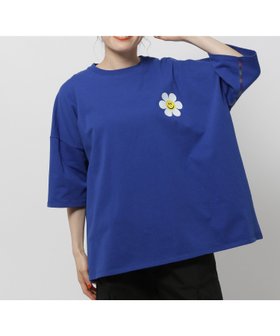 【ニコアンド/niko and】の【wiggle wiggle(ウィグルウィグル)】コラボ モチーフTシャツ 人気、トレンドファッション・服の通販 founy(ファニー) ファッション Fashion レディースファッション Fashion for Women トップス・カットソー Cut & Sew Tops シャツ・ブラウス・オフィスカジュアル Elegant Blouses & Button-Ups ロングTシャツ・Tシャツ Longline T-Shirts & Tees 春 Spring カラフル Colorful Design コラボ Collaboration, Collab シンプル Simple, Minimal デニム Denim, Jeans Material 人気 Popular, Best Seller ハーフ Half, Half-Length 半袖 Short Sleeve, Half Sleeve モチーフ Motif, Design Theme ロング Long, Long-Length S/S・春夏 SS, Spring/Summer, Warm Season おすすめ Recommended / Our Picks 夏 Summer |ID:prp329100004604401