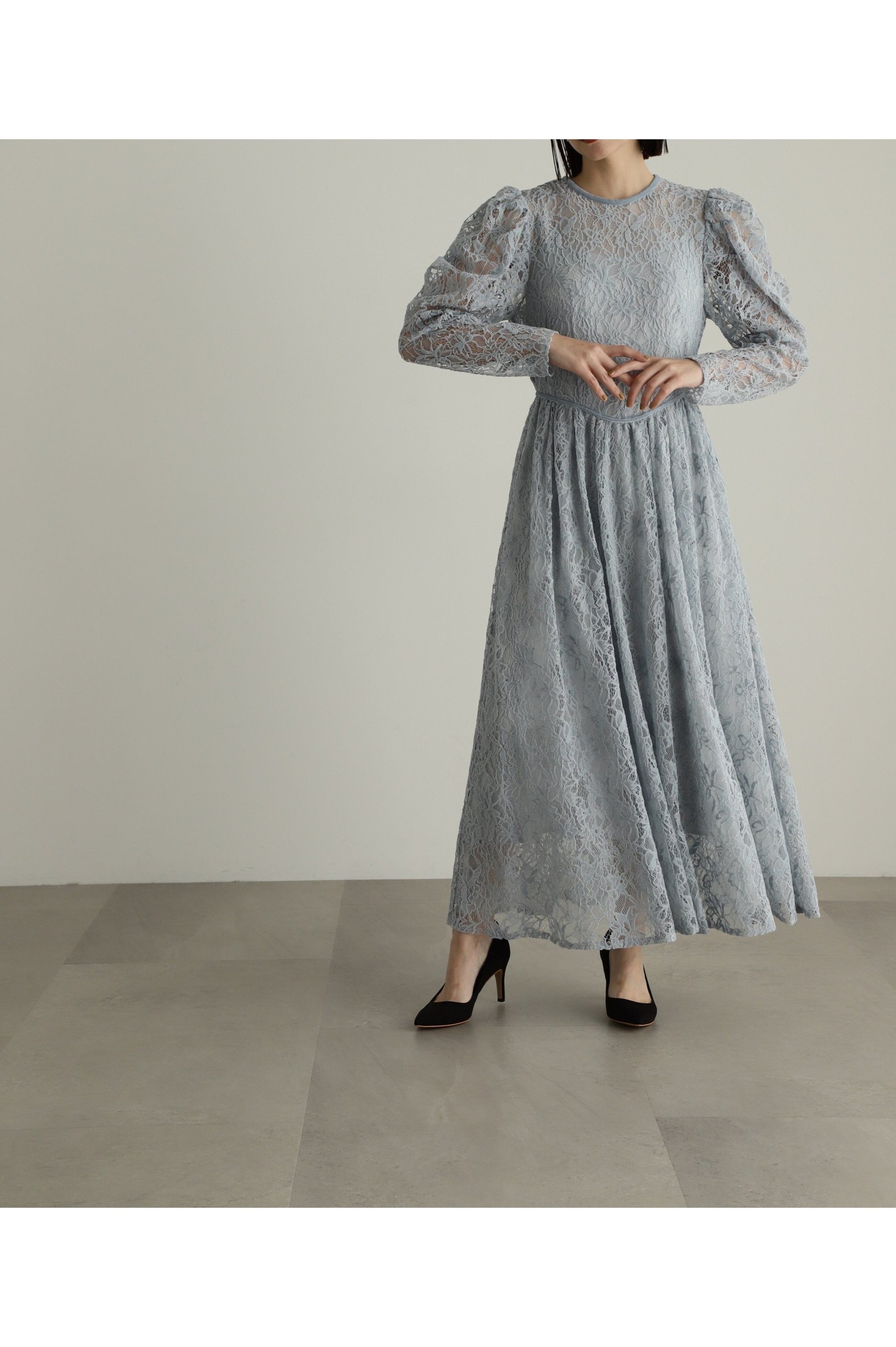 【ジルスチュアート/JILL STUART】のモールレースドレス インテリア・キッズ・メンズ・レディースファッション・服の通販 founy(ファニー) 　ファッション　Fashion　レディースファッション　Fashion for Women　ワンピース　Dresses　フォーマル・パーティードレス・結婚式用ドレス　Elegant & Casual Dresses　スリム　Slim, Slim Fit　スリーブ　Sleeve, Long Sleeve / Short Sleeve　ベルベット　Velvet, Velvety　ボレロ　Bolero, Short Cardigan　ラウンド　Round, Round Neck　レース　Lace, Lace Fabric　冬　Winter / This Winter　秋　Autumn　ブルー|ID: prp329100004604451 ipo3291000000032763452