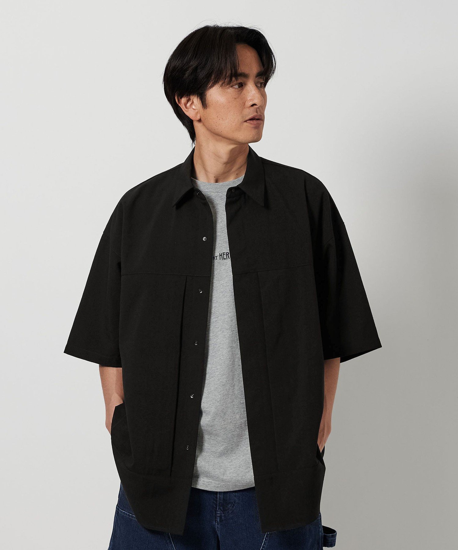 【ビューティ&ユース ユナイテッドアローズ/BEAUTY&YOUTH / UNITED ARROWS / MEN】のkoti BEAUTY YOUTH ダブルアクセスポケット ショートスリーブ シャツ インテリア・キッズ・メンズ・レディースファッション・服の通販 founy(ファニー) 　ファッション　Fashion　メンズファッション　Fashion for Men　アウトドア　Outdoor Clothing　ショート　Short, Short Length　シンプル　Simple, Minimal　スリーブ　Sleeve, Long Sleeve / Short Sleeve　ダブル　Double, Double-Breasted　フロント　Front, Front Design　ポケット　Pocket, Pocket Detail　リゾート　Resort, Vacation Style　リラックス　Relax, Relaxed Fit　BLACK|ID: prp329100004604522 ipo3291000000032764580