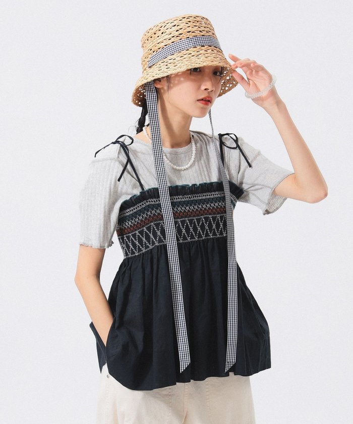 【ビームス ウイメン/BEAMS】のシャーリング キャミソール インテリア・キッズ・メンズ・レディースファッション・服の通販 founy(ファニー) https://founy.com/ ファッション Fashion レディースファッション Fashion for Women トップス・カットソー Cut & Sew Tops キャミソール&ノースリーブ Camisoles & Sleeveless Tops ウェーブ Wavy Pattern ヴィンテージ Vintage Style キャミソール Camisole, Spaghetti Strap Top コンパクト Compact, Small Size シャーリング Shirring, Ruched スモッキング Smocking, Gathered Stitching タンク Tank Top, Sleeveless Top デニム Denim, Jeans Material おすすめ Recommended / Our Picks 夏 Summer |ID: prp329100004604540 ipo3291000000032764776