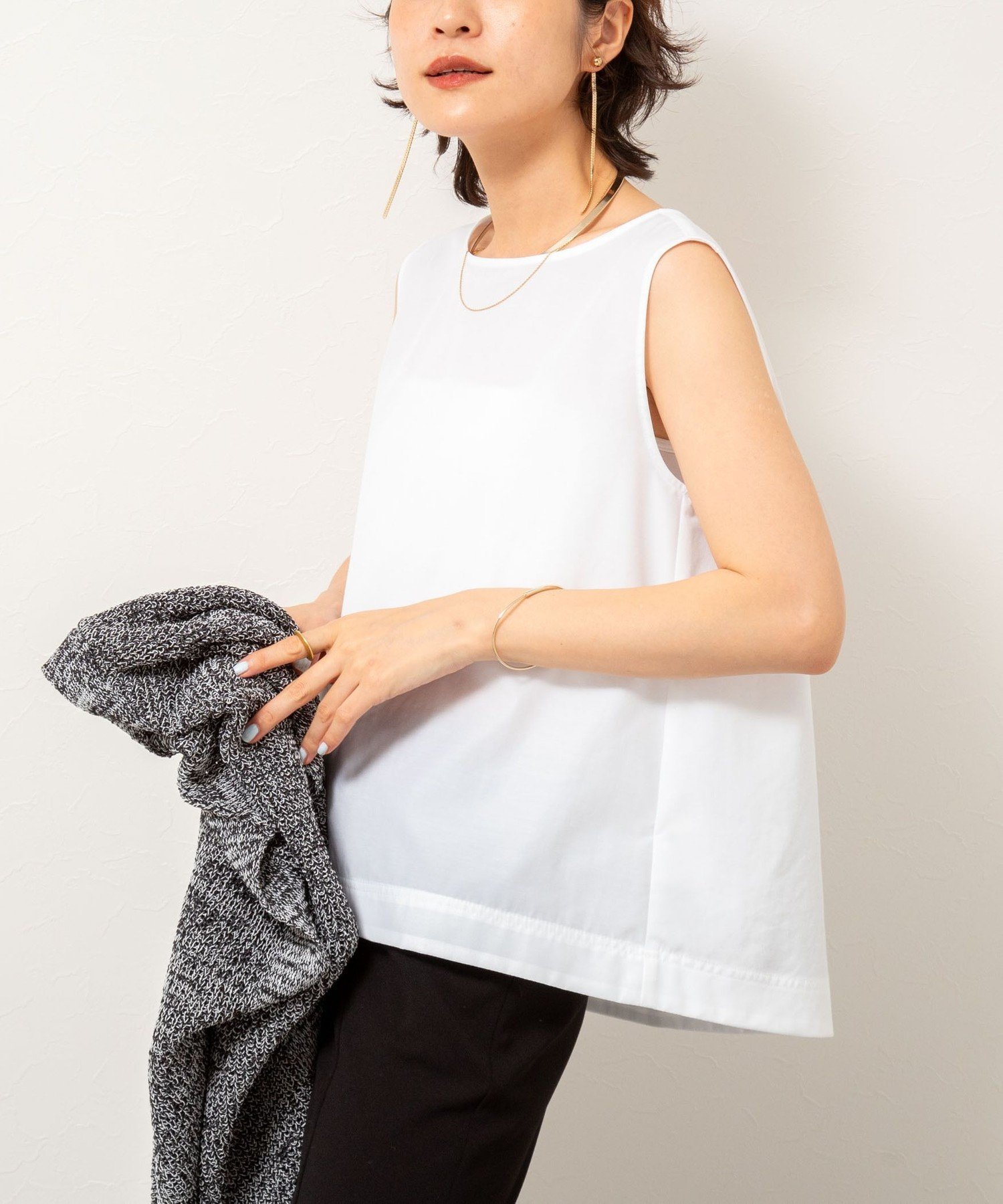 【ノーリーズ/NOLLEY'S】のエクセルテックタンブラーノースリーブブラウス インテリア・キッズ・メンズ・レディースファッション・服の通販 founy(ファニー) 　ファッション　Fashion　レディースファッション　Fashion for Women　トップス・カットソー　Cut & Sew Tops　キャミソール&ノースリーブ　Camisoles & Sleeveless Tops　シャツ・ブラウス・オフィスカジュアル　Elegant Blouses & Button-Ups　2025年　2025　2025春夏・S/S　Spring/Summer 2025 SS25　おすすめ　Recommended / Our Picks　インナー　Innerwear　シンプル　Simple, Minimal　ホワイト|ID: prp329100004604578 ipo3291000000032765513