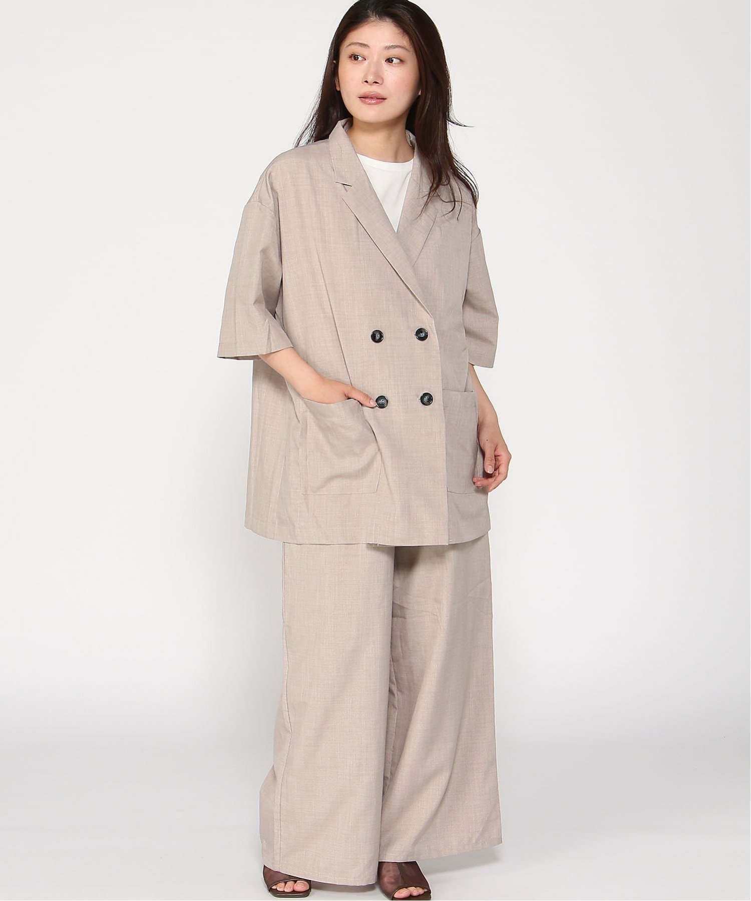 【イング/INGNI】のINGNI/テーラージャケットセットアップ インテリア・キッズ・メンズ・レディースファッション・服の通販 founy(ファニー) 　ファッション　Fashion　レディースファッション　Fashion for Women　アウター　Coat / Outerwear Collection　レディースジャケット・軽アウター　Jackets　ショルダー　Shoulder, Shoulder Strap　ジャケット　Jacket, Outerwear　スリット　Slit, Slit Detail　セットアップ　Set-Up, Coordinated Outfit　ドロップ　Drop Shoulder, Dropped Style　ポケット　Pocket, Pocket Detail　半袖　Short Sleeve, Half Sleeve　グレージュ|ID: prp329100004604606 ipo3291000000032766088