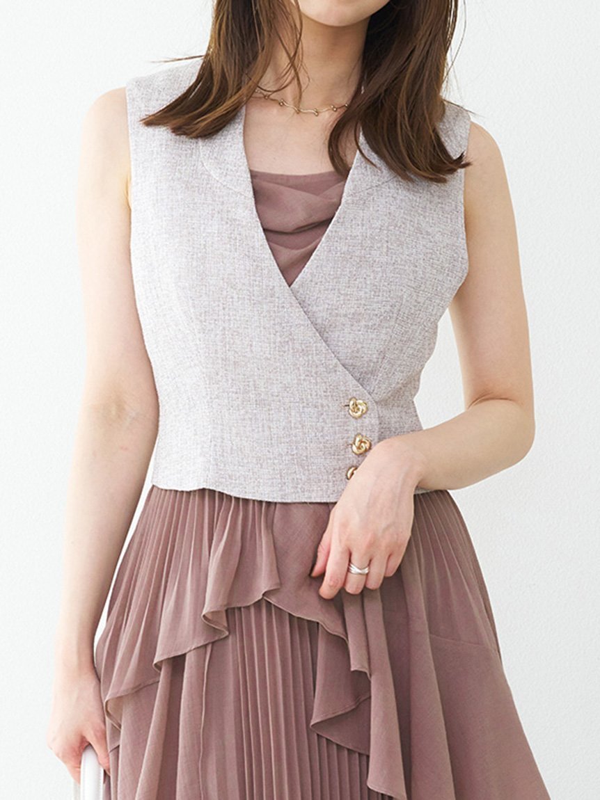 【スナイデル/SNIDEL】のデザインジレ インテリア・キッズ・メンズ・レディースファッション・服の通販 founy(ファニー) 　ファッション　Fashion　レディースファッション　Fashion for Women　アウター　Coat / Outerwear Collection　トップス・カットソー　Cut & Sew Tops　ベスト&ジレ / 重ね着スタイル　Vests & Gilets　おすすめ　Recommended / Our Picks　エレガント 上品　Elegant　クラシック　Classic, Timeless Style　コンパクト　Compact, Small Size　ストレート　Straight, Straight Cut　スーツ　Suit, Formalwear　フェミニン　Feminine, Girly　フロント　Front, Front Design　マニッシュ　Mannish, Boyish　リュクス　Luxury, Elegant, High-End, Chic　PNK[066]|ID: prp329100004604629 ipo3291000000032766487
