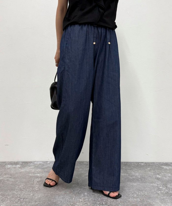 【その他のブランド/Other】のライトオンスデニムイージーパンツ インテリア・キッズ・メンズ・レディースファッション・服の通販 founy(ファニー) https://founy.com/ ファッション Fashion レディースファッション Fashion for Women パンツ Pants & Trousers 2025年 2025 2025春夏・S/S Spring/Summer 2025 SS25 ジャケット Jacket, Outerwear スウェット / スエット Sweatshirt, Sweatwear デニム Denim, Jeans Material バランス Balance, Style Balance ワイド Wide, Wide Fit 夏 Summer |ID: prp329100004604680 ipo3291000000032767816