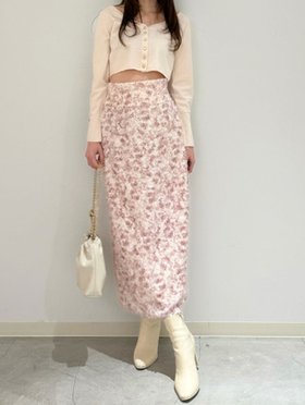 【スナイデル/SNIDEL】 フェザージャガードプリントスカート人気、トレンドファッション・服の通販 founy(ファニー) ファッション Fashion レディースファッション Fashion for Women スカート Skirts おすすめ Recommended / Our Picks ウェーブ Wavy Pattern シンプル Simple, Minimal ストレート Straight, Straight Cut スリット Slit, Slit Detail タイトスカート Pencil Skirt, Tight Skirt フェザー Feather, Feather Detail プリント Print, Printed Pattern ロング Long, Long-Length 春 Spring |ID:prp329100004605025