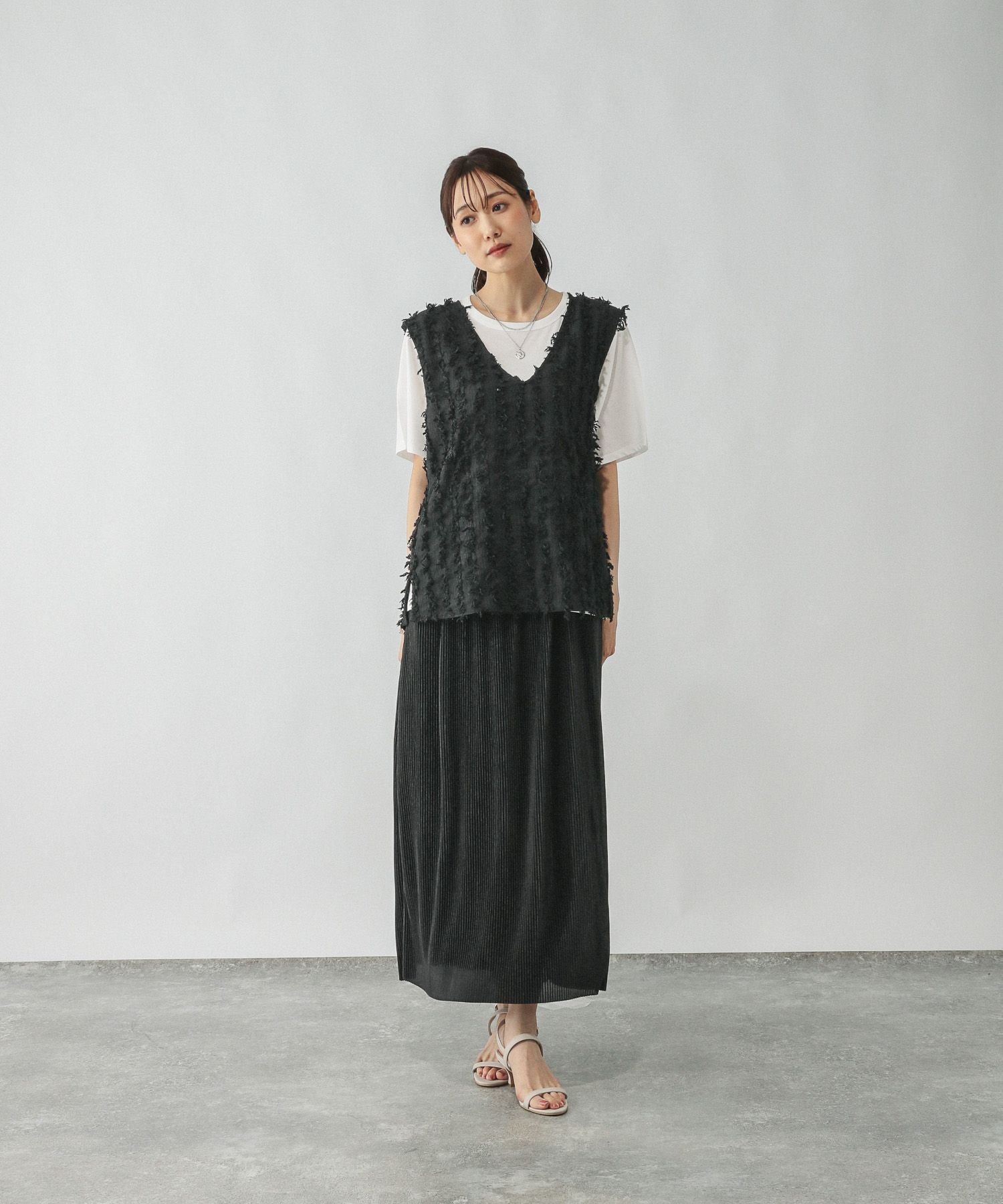 【グローバルワーク/GLOBAL WORK】のフェザーベスト3Pセット/577656 インテリア・キッズ・メンズ・レディースファッション・服の通販 founy(ファニー) 　ファッション　Fashion　レディースファッション　Fashion for Women　アウター　Coat / Outerwear Collection　トップス・カットソー　Cut & Sew Tops　ベスト&ジレ / 重ね着スタイル　Vests & Gilets　インナー　Innerwear　カットソー　Cut and Sewn Top　フェザー　Feather, Feather Detail　フェミニン　Feminine, Girly　フリンジ　Fringe, Tassel　プリーツ　Pleats, Pleated　ベスト　Vest, Waistcoat　ポケット　Pocket, Pocket Detail　楽ちん　Easy Fit, Comfortable　ブラック09|ID: prp329100004605068 ipo3291000000033672901
