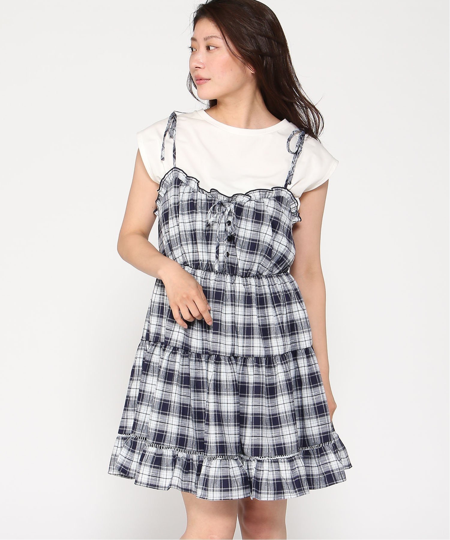 【イング/INGNI】のINGNI/チェック柄ティアードミニキャミOP インテリア・キッズ・メンズ・レディースファッション・服の通販 founy(ファニー) 　ファッション　Fashion　レディースファッション　Fashion for Women　トップス・カットソー　Cut & Sew Tops　キャミソール&ノースリーブ　Camisoles & Sleeveless Tops　ガーリー　Girly, Feminine Style　キャミワンピース　Cami Dress, Slip Dress　ショルダー　Shoulder, Shoulder Strap　チェック　Check, Plaid, Tartan　ティアード　Tiered, Tiered Style　ティアードワンピース　Tiered Dress, Flared Dress　デニム　Denim, Jeans Material　フィット　Fit, Slim Fit　フロント　Front, Front Design　リボン　Ribbon, Bow　おすすめ　Recommended / Our Picks　コン/チェック|ID: prp329100004605093 ipo3291000000032776110