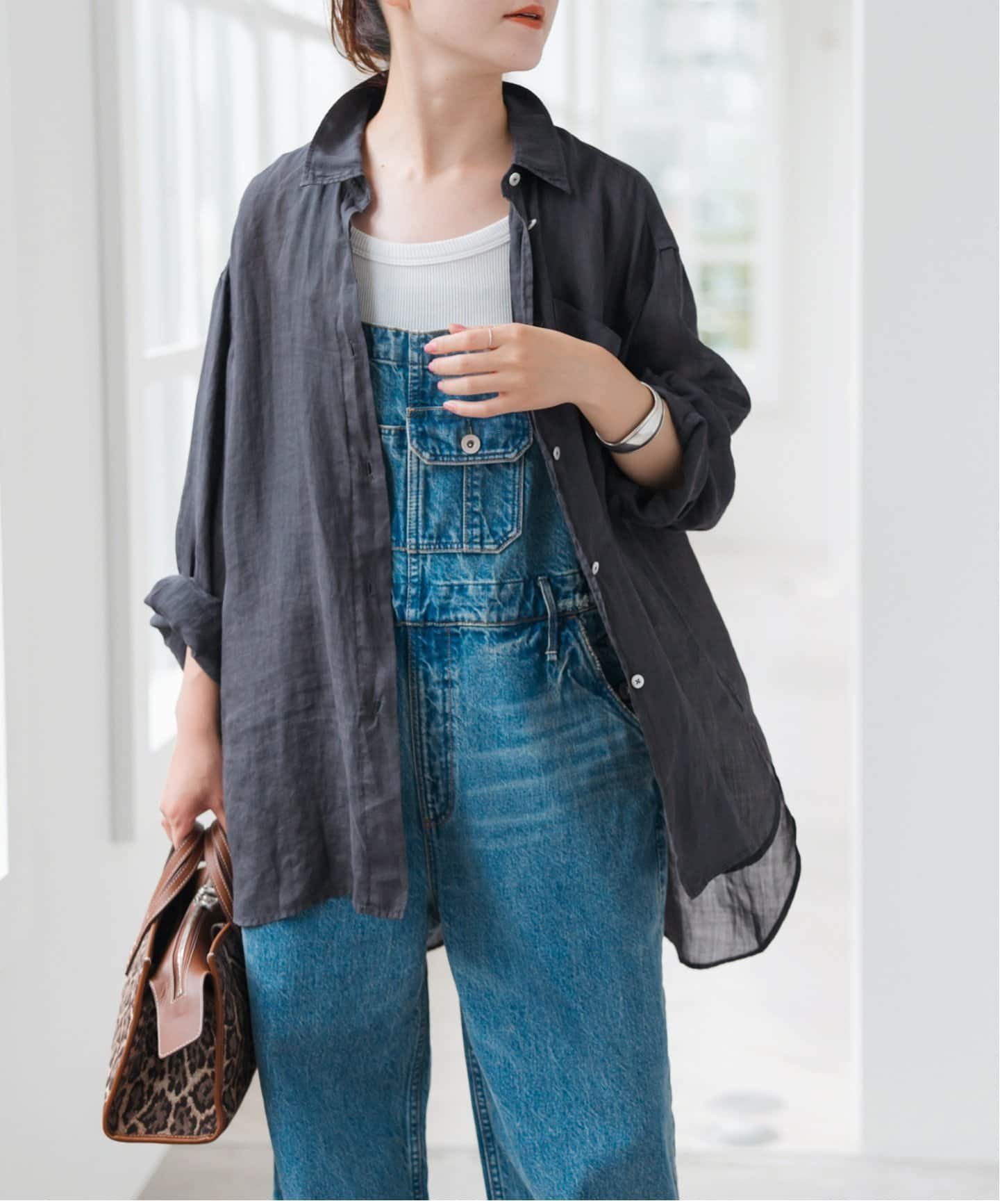 【スピック&スパン/Spick & Span】のガーメントダイシアーラミーシャツ インテリア・キッズ・メンズ・レディースファッション・服の通販 founy(ファニー) 　ファッション　Fashion　レディースファッション　Fashion for Women　トップス・カットソー　Cut & Sew Tops　シャツ・ブラウス・オフィスカジュアル　Elegant Blouses & Button-Ups　人気　Popular, Best Seller　グレー|ID: prp329100004605116 ipo3291000000032776281