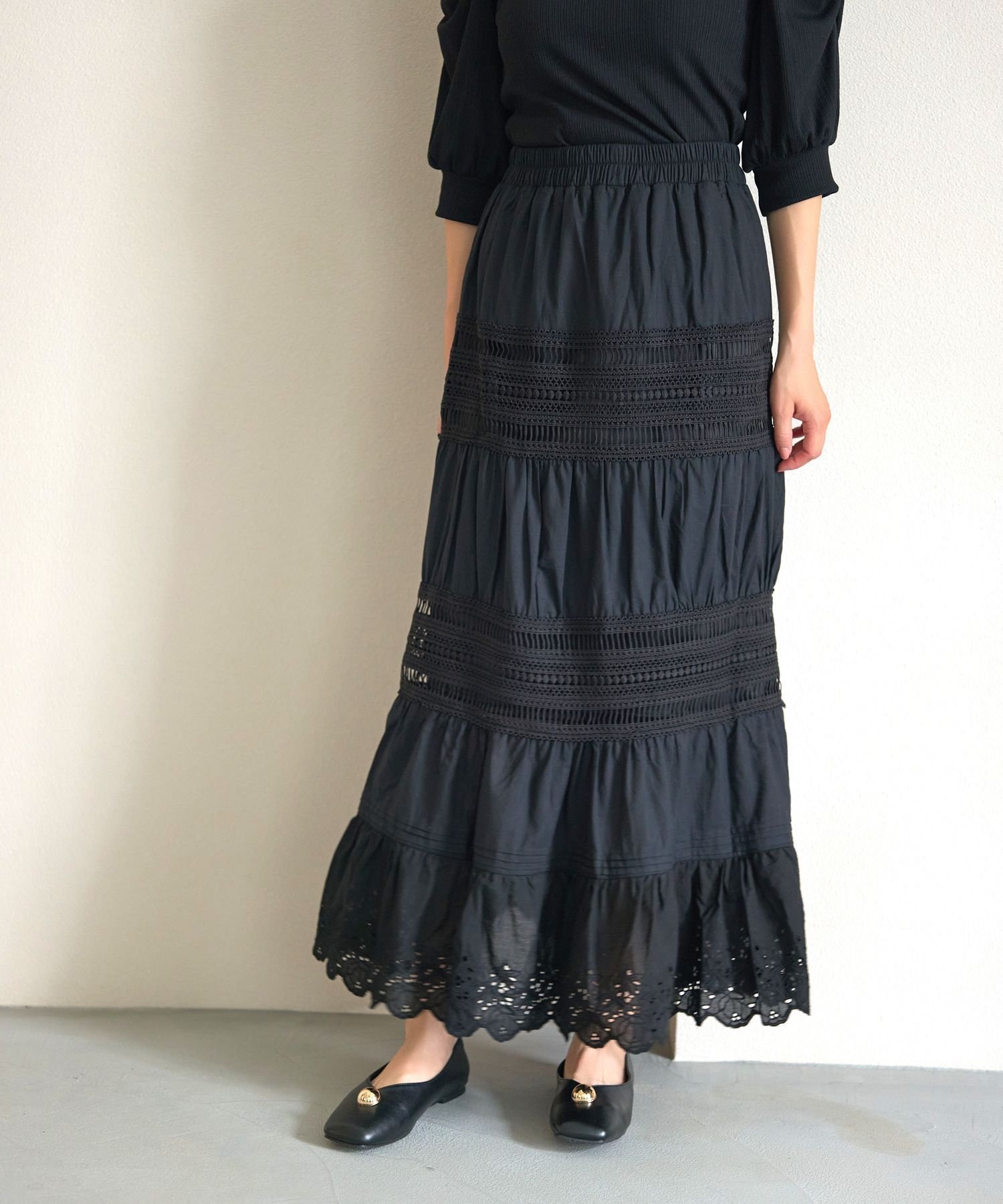 【ミスティ ウーマン/mysty woman】のコットンティアードレーススカート インテリア・キッズ・メンズ・レディースファッション・服の通販 founy(ファニー) 　ファッション　Fashion　レディースファッション　Fashion for Women　スカート　Skirts　アクセサリー　Fashion Accessories　サマー　Summer, Summer Style　フェミニン　Feminine, Girly　リラックス　Relax, Relaxed Fit　レース　Lace, Lace Fabric　エレガント 上品　Elegant　ブラック|ID: prp329100004605174 ipo3291000000032776984