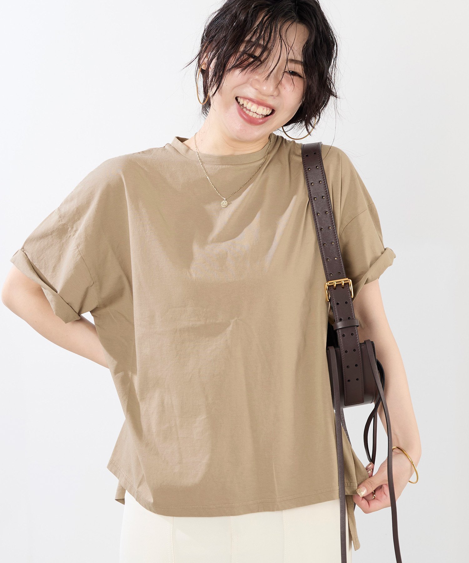 【マイカ ディール/MICA & DEAL】の接触冷感-ビッグシルエットT-shirt インテリア・キッズ・メンズ・レディースファッション・服の通販 founy(ファニー) 　ファッション　Fashion　レディースファッション　Fashion for Women　トップス・カットソー　Cut & Sew Tops　シャツ・ブラウス・オフィスカジュアル　Elegant Blouses & Button-Ups　ロングTシャツ・Tシャツ　Longline T-Shirts & Tees　シルク　Silk, 100% Silk　シンプル　Simple, Minimal　スタイリッシュ　Stylish, Fashionable　ビッグ　Big, Oversized　ロールアップ　Roll-Up, Cuffed Hem　BEIGE|ID: prp329100004605229 ipo3291000000034127589