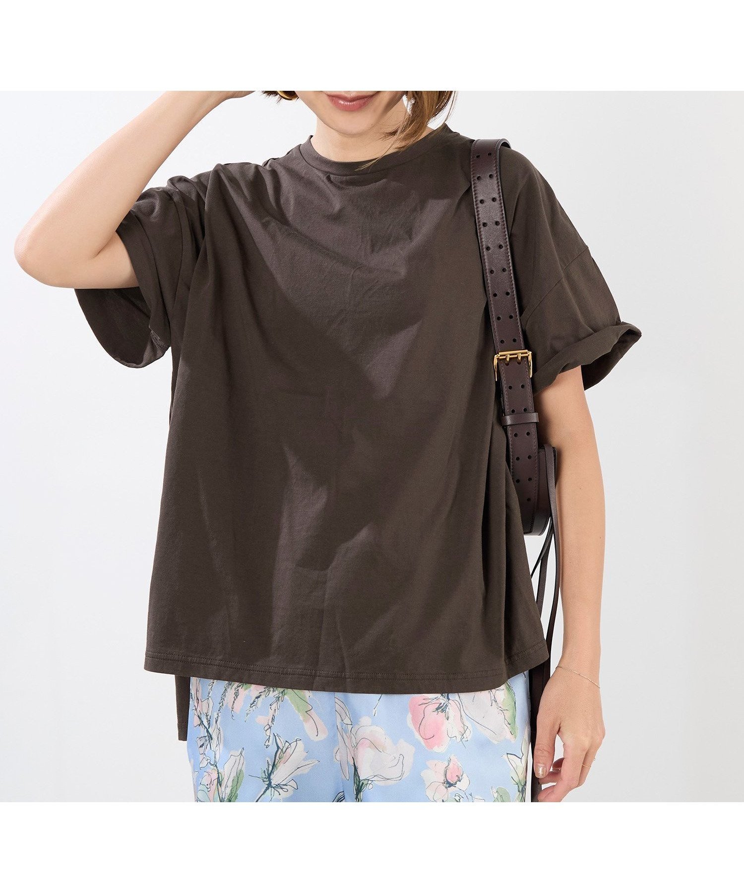 【マイカ ディール/MICA & DEAL】の接触冷感-ビッグシルエットT-shirt インテリア・キッズ・メンズ・レディースファッション・服の通販 founy(ファニー) 　ファッション　Fashion　レディースファッション　Fashion for Women　トップス・カットソー　Cut & Sew Tops　シャツ・ブラウス・オフィスカジュアル　Elegant Blouses & Button-Ups　ロングTシャツ・Tシャツ　Longline T-Shirts & Tees　シルク　Silk, 100% Silk　シンプル　Simple, Minimal　スタイリッシュ　Stylish, Fashionable　ビッグ　Big, Oversized　ロールアップ　Roll-Up, Cuffed Hem　KHAKI|ID: prp329100004605229 ipo3291000000034127592