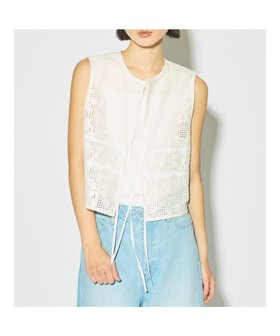 【マーコート/MARcourt】のMIDIUMISOLID for Ladies レースショートベスト 人気、トレンドファッション・服の通販 founy(ファニー) ファッション Fashion レディースファッション Fashion for Women アウター Coat / Outerwear Collection トップス・カットソー Cut & Sew Tops ベスト&ジレ / 重ね着スタイル Vests & Gilets キャミソール Camisole, Spaghetti Strap Top コンパクト Compact, Small Size ノースリーブ Sleeveless, No-Sleeve フロント Front, Front Design ポケット Pocket, Pocket Detail ラッセル Raschel, Raschel Lace レース Lace, Lace Fabric エレガント 上品 Elegant |ID:prp329100004605497