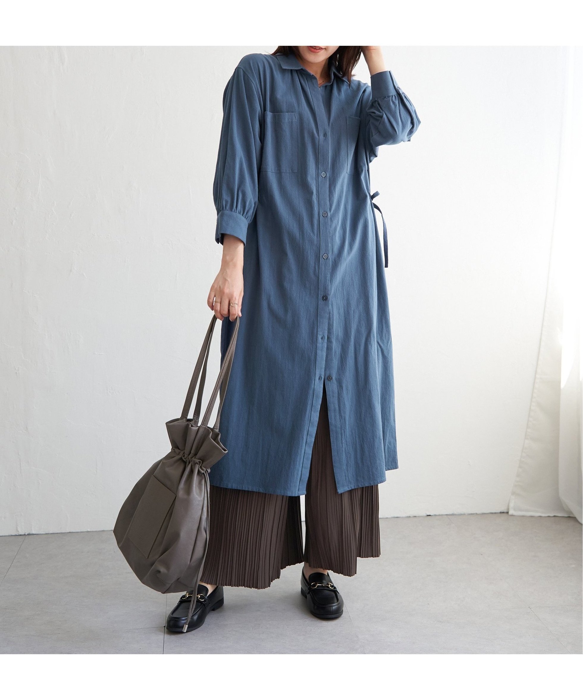【イッカ/ikka】のコットンスキッパーシャツワンピース インテリア・キッズ・メンズ・レディースファッション・服の通販 founy(ファニー) 　ファッション　Fashion　レディースファッション　Fashion for Women　ワンピース　Dresses　シャツワンピース / 1枚で着映えコーデ　Shirt Dresses　スキッパー　Skipper, Open Collar　夏　Summer　軽量　Lightweight, Ultra Light　ブルー|ID: prp329100004606402 ipo3291000000033519967