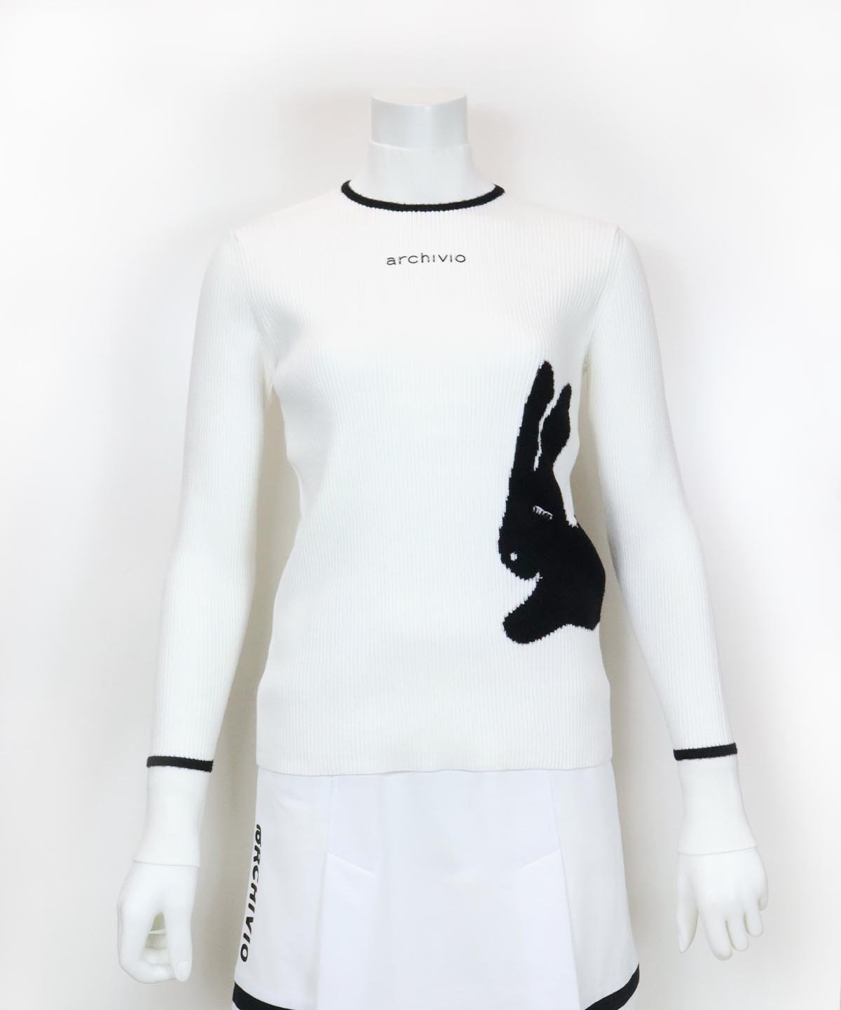 【アルチビオ/archivio】のうさぎ柄リブニットプルオーバー インテリア・キッズ・メンズ・レディースファッション・服の通販 founy(ファニー) 　ファッション　Fashion　レディースファッション　Fashion for Women　トップス・カットソー　Cut & Sew Tops　ニット　Knit Tops & Sweaters　カジュアルプルオーバー・ニットトップス　Pullovers & Knit Tops / Casual Pullovers　ギフト プレゼント　Gift / Present　コレクション　Collection, Seasonal Line　ゴルフ　Golf　スポーツ　Sports, Activewear　トレンド　Trend, Trending Now　ネイティブ　Native, Ethnic Style　ハイネック　High Neck, Mock Neck　フェザーヤーン　Feather Yarn, Fluffy Yarn　リブニット　Rib Knit, Ribbed Knit　A/W・秋冬　Autumn/Winter　ホワイト|ID: prp329100004606469 ipo3291000000032864311