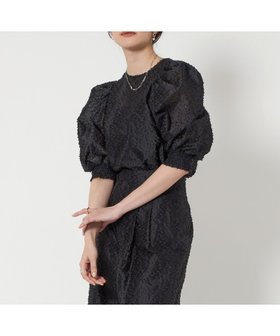 【ユナイテッドアローズ/UNITED ARROWS】 カットジャガード パフスリーブ ブラウス人気、トレンドファッション・服の通販 founy(ファニー) ファッション Fashion レディースファッション Fashion for Women トップス・カットソー Cut & Sew Tops シャツ・ブラウス・オフィスカジュアル Elegant Blouses & Button-Ups おすすめ Recommended / Our Picks カットジャガード Cut Jacquard カフス Cuff Design シャーリング Shirring, Ruched スリーブ Sleeve, Long Sleeve / Short Sleeve セットアップ Set-Up, Coordinated Outfit タイトスカート Pencil Skirt, Tight Skirt タフタ Taffeta, Structured Fabric デニム Denim, Jeans Material ブライト Bright, Shiny ランダム Random, Irregular リボン Ribbon, Bow |ID:prp329100004609277