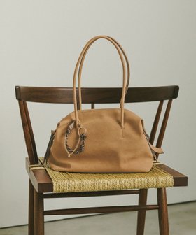 【グローバルワーク/GLOBAL WORK】のスペ軽チャーム付きボストン/495720 人気、トレンドファッション・服の通販 founy(ファニー) ファッション Fashion レディースファッション Fashion for Women ショルダー Shoulder, Shoulder Strap シンプル Simple, Minimal チャーム Charm, Pendant トレンド Trend, Trending Now フェミニン Feminine, Girly ボストン Boston ボストンバッグ Boston Bag, Retro Bag 財布 Wallet, Purse 軽量 Lightweight, Ultra Light ビジネス 仕事 通勤 Business / Work / Commuting |ID:prp329100004609403