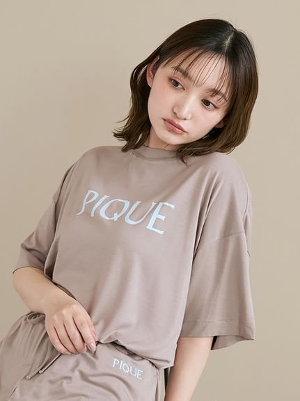 【ジェラート ピケ/gelato pique】の【接触冷感】カラーレーヨンロゴTシャツ インテリア・キッズ・メンズ・レディースファッション・服の通販 founy(ファニー) 　ファッション　Fashion　レディースファッション　Fashion for Women　トップス・カットソー　Cut & Sew Tops　シャツ・ブラウス・オフィスカジュアル　Elegant Blouses & Button-Ups　ロングTシャツ・Tシャツ　Longline T-Shirts & Tees　おすすめ　Recommended / Our Picks　とろみ　Fluid, Flowy Fabric　なめらか　Smooth, Silky Texture　ショート　Short, Short Length　プリント　Print, Printed Pattern　ボトム　Bottoms, Lower Wear　ロング　Long, Long-Length　ワンポイント　One Point, Statement Accent　秋　Autumn　BRW[058]|ID: prp329100004609452 ipo3291000000032971059
